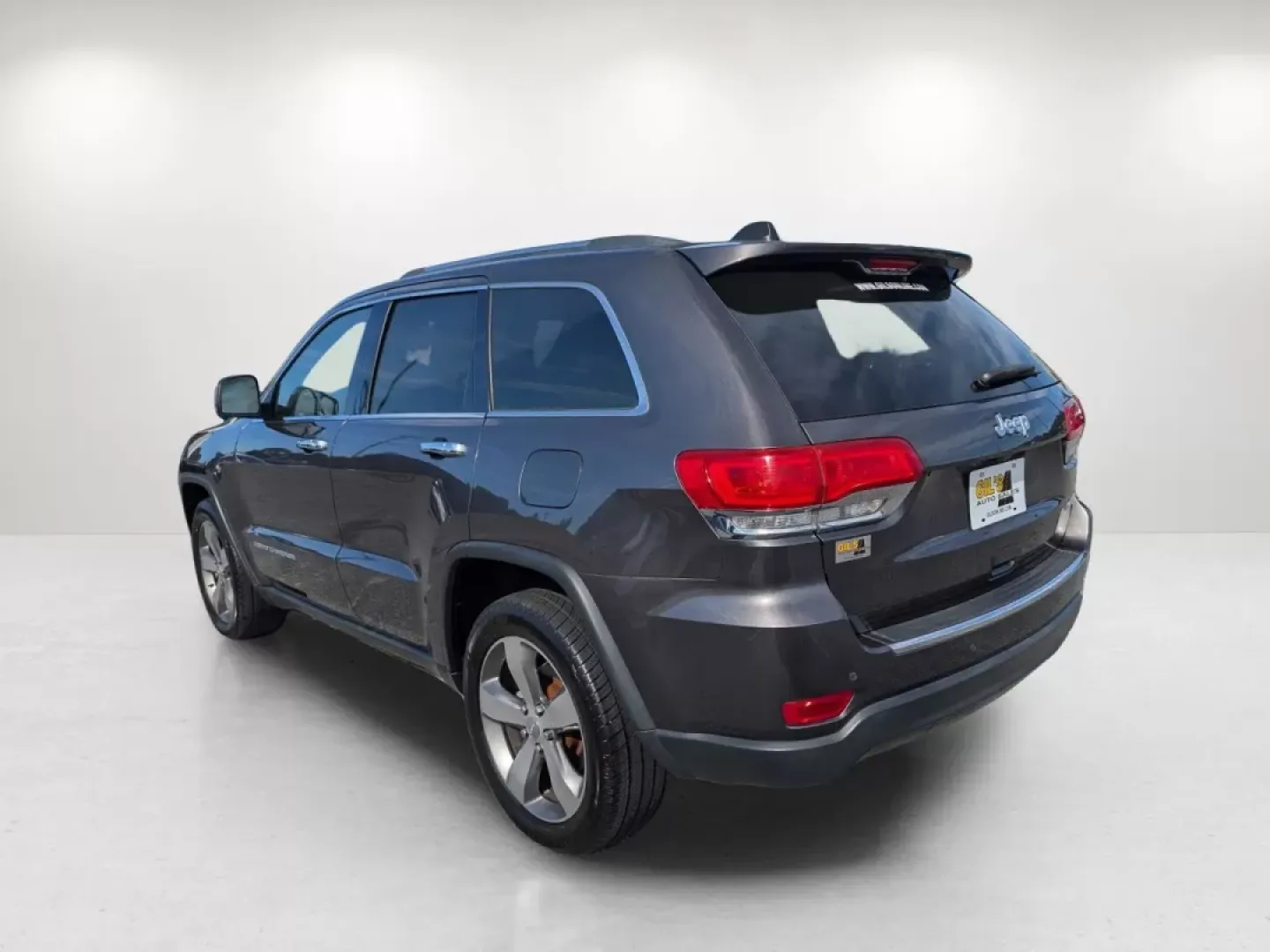 2015 /Black Jeep Grand Cherokee Limited (1C4RJEBG1FC) with an Other engine, located at 3959 U.S. 80 W, Phenix City, AL, 36870, (334) 297-4885, 32.469296, -85.135185 - **Elevate Your Everyday Adventures in This 2015 Jeep Grand Cherokee Limited!**<br /> <br /> Are you searching for the ultimate SUV that can keep up with your bustling lifestyle? Look no further! This 2015 Jeep Grand Cherokee Limited is perfect for those who crave both adventure and everyday utility. - Photo#6