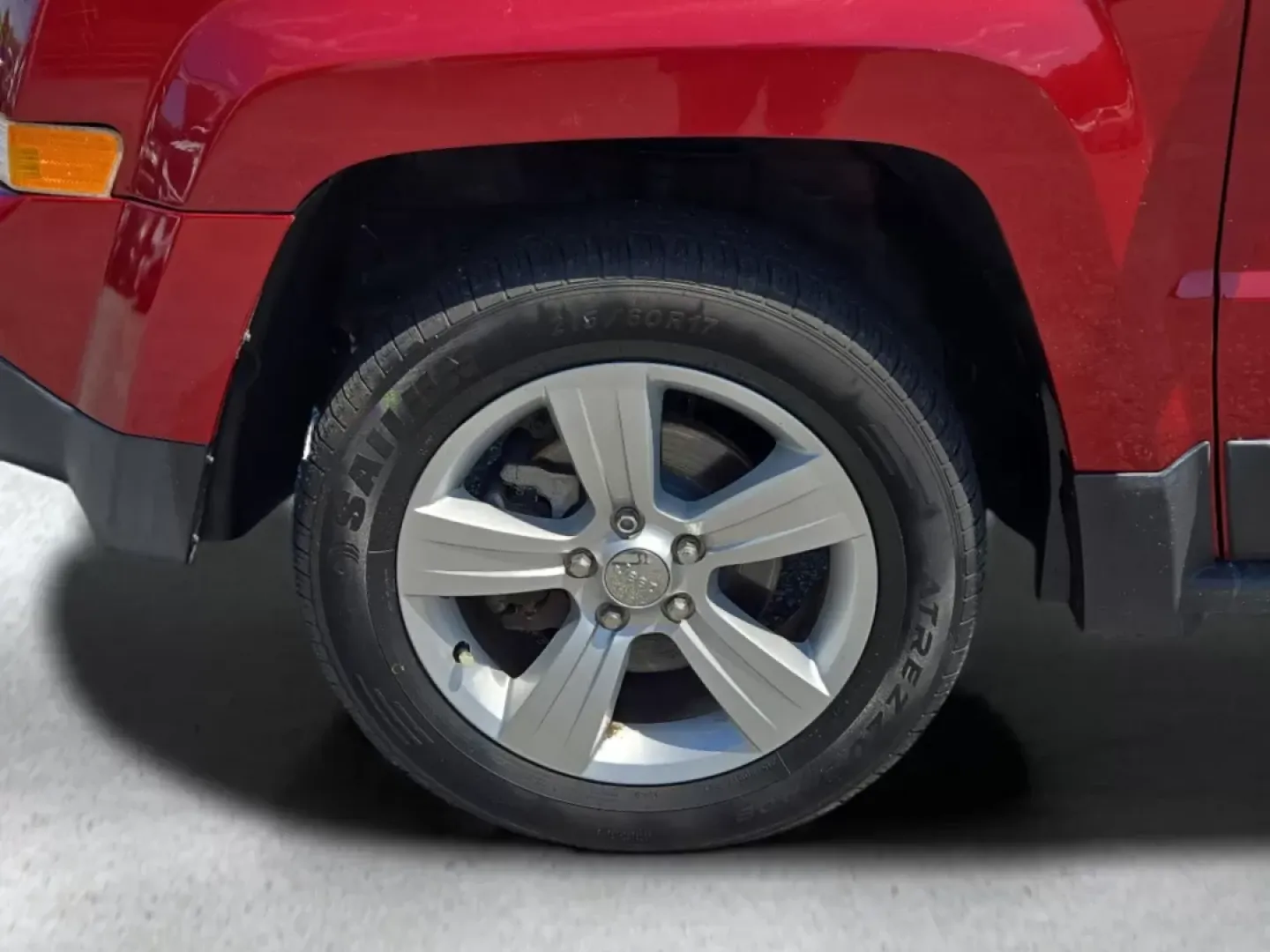 2015 /Dark Slate Gray Jeep Patriot Latitude (1C4NJPFBXFD) with an Other engine, located at 804 22nd Ave, Phenix City, AL, 36870, (334) 297-1860, 32.484749, -85.024475 - 2015 Jeep Patriot Latitude - Photo#8