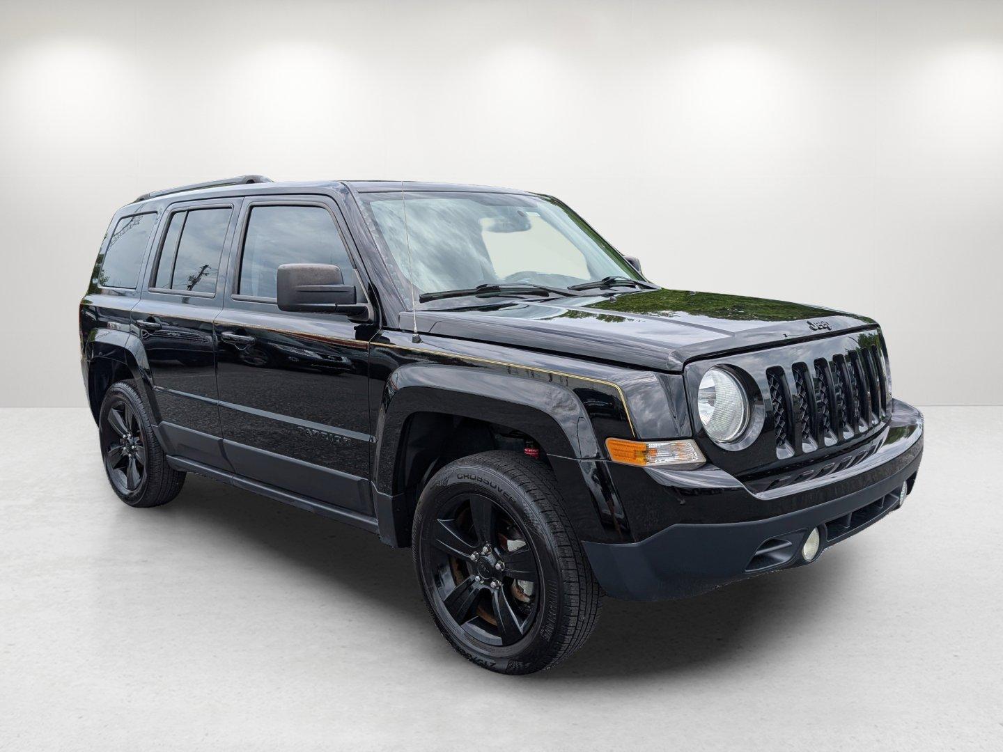 2015 /Lt Pebble Beige/Dk Slate Jeep Patriot Altitude Edition (1C4NJPBAXFD) with an Regular Unleaded I-4 2.0 L/122 engine, 1-Speed CVT w/OD transmission, located at 1430 Gateway Drive, Opelika, AL, 36801, (334) 239-0944, 32.637871, -85.409790 - 2015 Jeep Patriot Altitude Edition - Photo#2