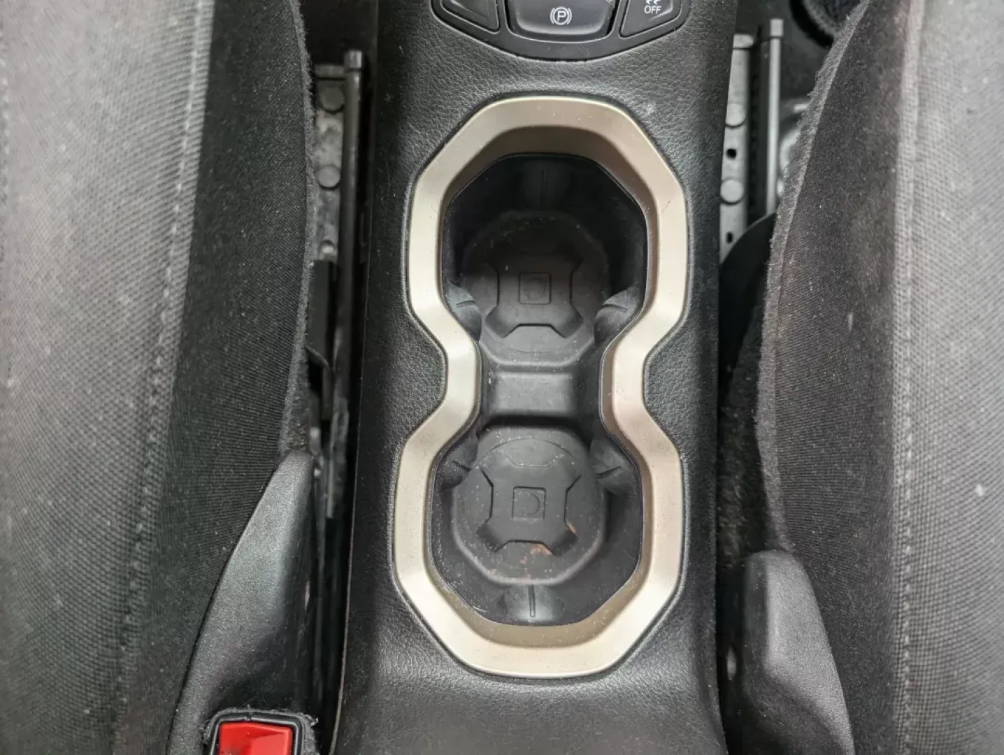 2015 /Black Jeep Renegade Sport (ZACCJBAT1FP) with an Other engine, located at 1430 Gateway Drive, Opelika, AL, 36801, (334) 239-0944, 32.637871, -85.409790 - ### Unleash Adventure with This 2015 Jeep Renegade Sport in Opelika!<br /> <br /> Are you ready to elevate your weekend adventures or daily commutes? This 2015 Jeep Renegade Sport, now available at Gils Auto in Opelika, AL, is your ticket to both thrill and utility! With its striking Solar Yellow ex - Photo#13