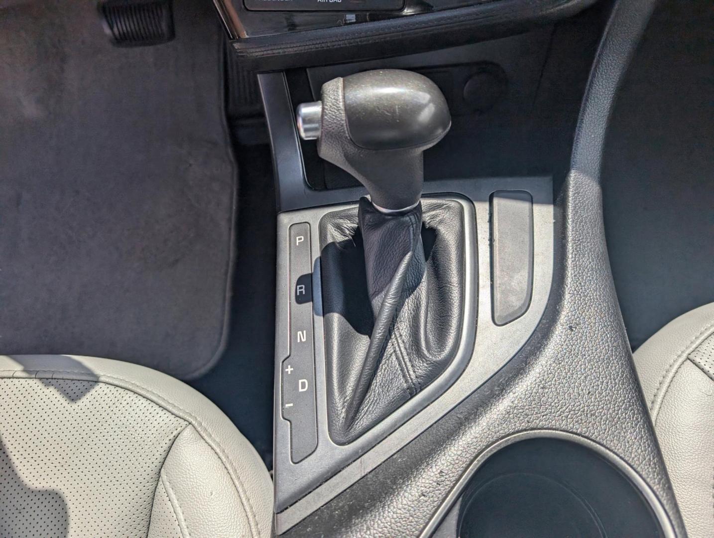 2015 /Gray Kia Optima EX (5XXGN4A72FG) with an Regular Unleaded I-4 2.4 L/144 engine, 6-Speed Automatic w/OD transmission, located at 521 Old Farm Lane Rd, Prattville, AL, 36066, (334) 325-1505, 32.482460, -86.416367 - 2015 Kia Optima EX - Photo#49