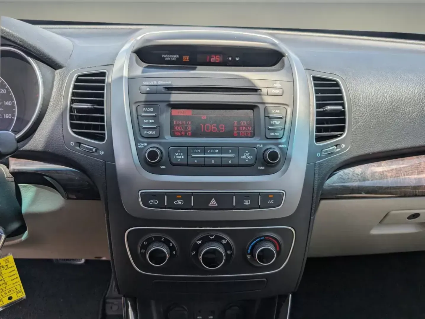 2015 /Beige Kia Sorento LX (5XYKT3A6XFG) with an Regular Unleaded I-4 2.4 L/144 engine, 6-Speed Automatic w/OD transmission, located at 521 Old Farm Lane Rd, Prattville, AL, 36066, (334) 325-1505, 32.482460, -86.416367 - 2015 Kia Sorento LX - Photo#14
