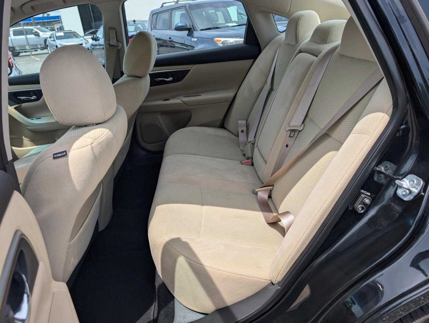 2015 /Beige Nissan Altima 2.5 S (1N4AL3AP1FC) with an Regular Unleaded I-4 2.5 L/152 engine, 1-Speed CVT w/OD transmission, located at 3959 U.S. 80 W, Phenix City, AL, 36870, (334) 297-4885, 32.469296, -85.135185 - 2015 Nissan Altima 2.5 S - Photo#10