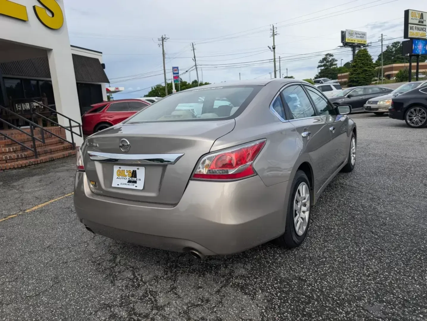 2015 /Beige Nissan Altima 2.5 (1N4AL3AP0FC) with an Regular Unleaded I-4 2.5 L/152 engine, 1-Speed CVT w/OD transmission, located at 3959 U.S. 80 W, Phenix City, AL, 36870, (334) 297-4885, 32.469296, -85.135185 - 2015 Nissan Altima 2.5 - Photo#4