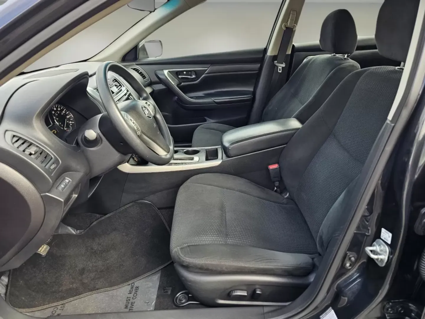 2015 /Charcoal Nissan Altima 2.5 S (1N4AL3AP3FC) with an Other engine, located at 804 22nd Ave, Phenix City, AL, 36870, (334) 297-1860, 32.484749, -85.024475 - Elevate your daily commute or weekend adventures with the perfect blend of style, comfort, and reliability the 2015 Nissan Altima 2.5 S. This sedan isn't just a vehicle; it's a lifestyle choice that caters to professionals, families, and anyone who values a smooth ride. With its impressive fuel eff - Photo#9