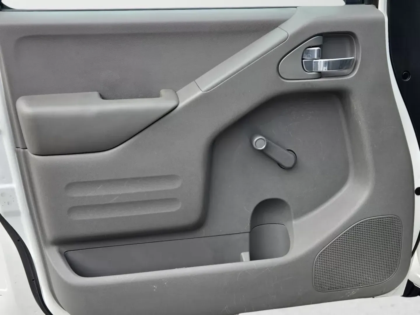 2015 /Steel Nissan Frontier S (1N6BD0CTXFN) with an Other engine, located at 1430 Gateway Drive, Opelika, AL, 36801, (334) 239-0944, 32.637871, -85.409790 - **Elevate Your Adventures with the 2015 Nissan Frontier at Gils Auto - Phenix City!** <br /> <br /> Are you searching for a reliable, rugged truck that effortlessly fits into your active lifestyle? Look no further than the 2015 Nissan Frontier, available now at Gils Auto in Phenix City, AL. Ideal fo - Photo#9