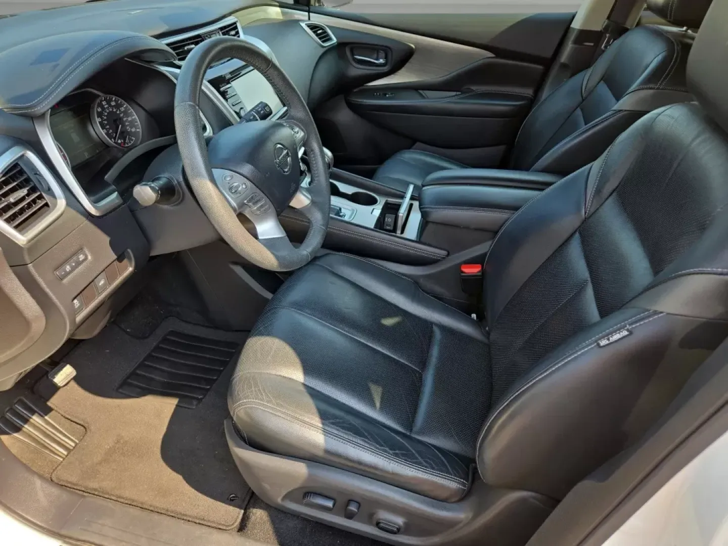 2015 /Black Nissan Murano SL (5N1AZ2MG3FN) with an Other engine, located at 521 Old Farm Lane Rd, Prattville, AL, 36066, (334) 325-1505, 32.482460, -86.416367 - **Discover the Perfect Family SUV: 2015 Nissan Murano SL at Gils Auto in Prattville, AL!**<br /> <br /> Are you in the market for a reliable vehicle that combines comfort, style, and versatility? Look no further than this stunning 2015 Nissan Murano SL, perfect for growing families and weekend adven - Photo#12