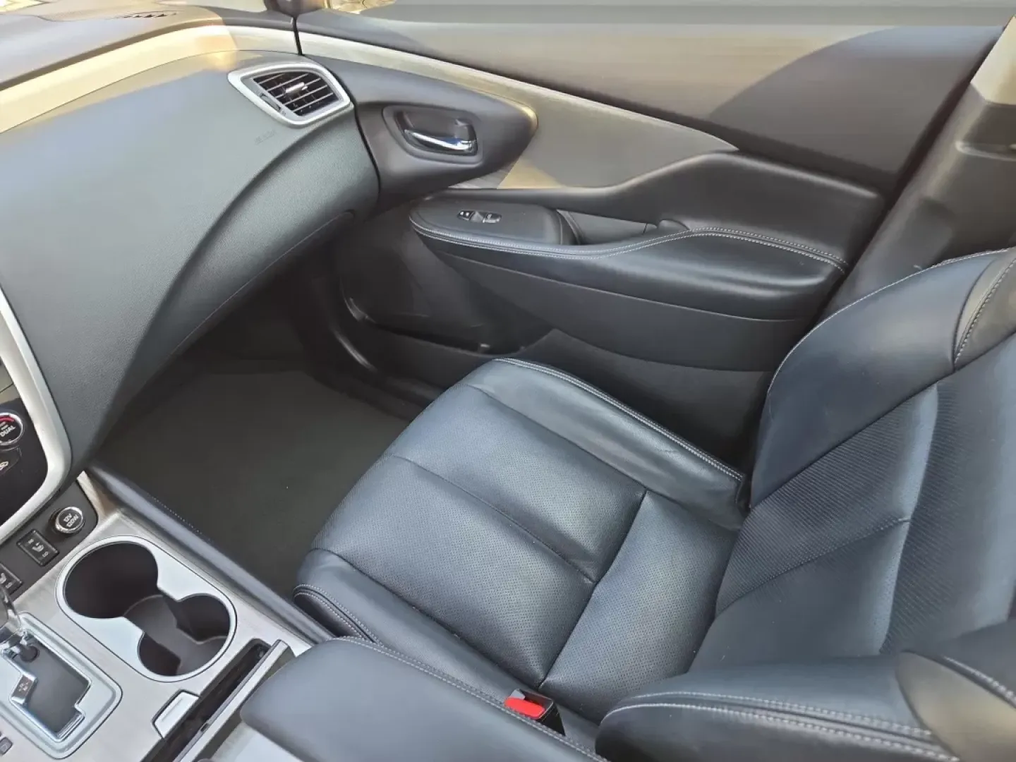 2015 /Black Nissan Murano SL (5N1AZ2MG3FN) with an Other engine, located at 521 Old Farm Lane Rd, Prattville, AL, 36066, (334) 325-1505, 32.482460, -86.416367 - **Discover the Perfect Family SUV: 2015 Nissan Murano SL at Gils Auto in Prattville, AL!**<br /> <br /> Are you in the market for a reliable vehicle that combines comfort, style, and versatility? Look no further than this stunning 2015 Nissan Murano SL, perfect for growing families and weekend adven - Photo#15