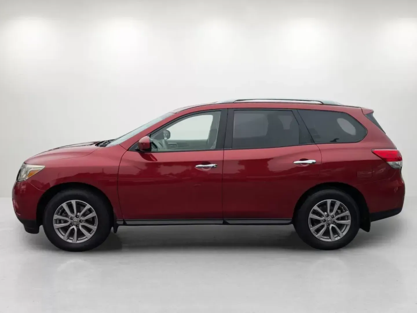 2015 /Almond Nissan Pathfinder S (5N1AR2MN2FC) with an Regular Unleaded V-6 3.5 L/213 engine, 1-Speed CVT w/OD transmission, located at 3959 U.S. 80 W, Phenix City, AL, 36870, (334) 297-4885, 32.469296, -85.135185 - 2015 Nissan Pathfinder S - Photo#7