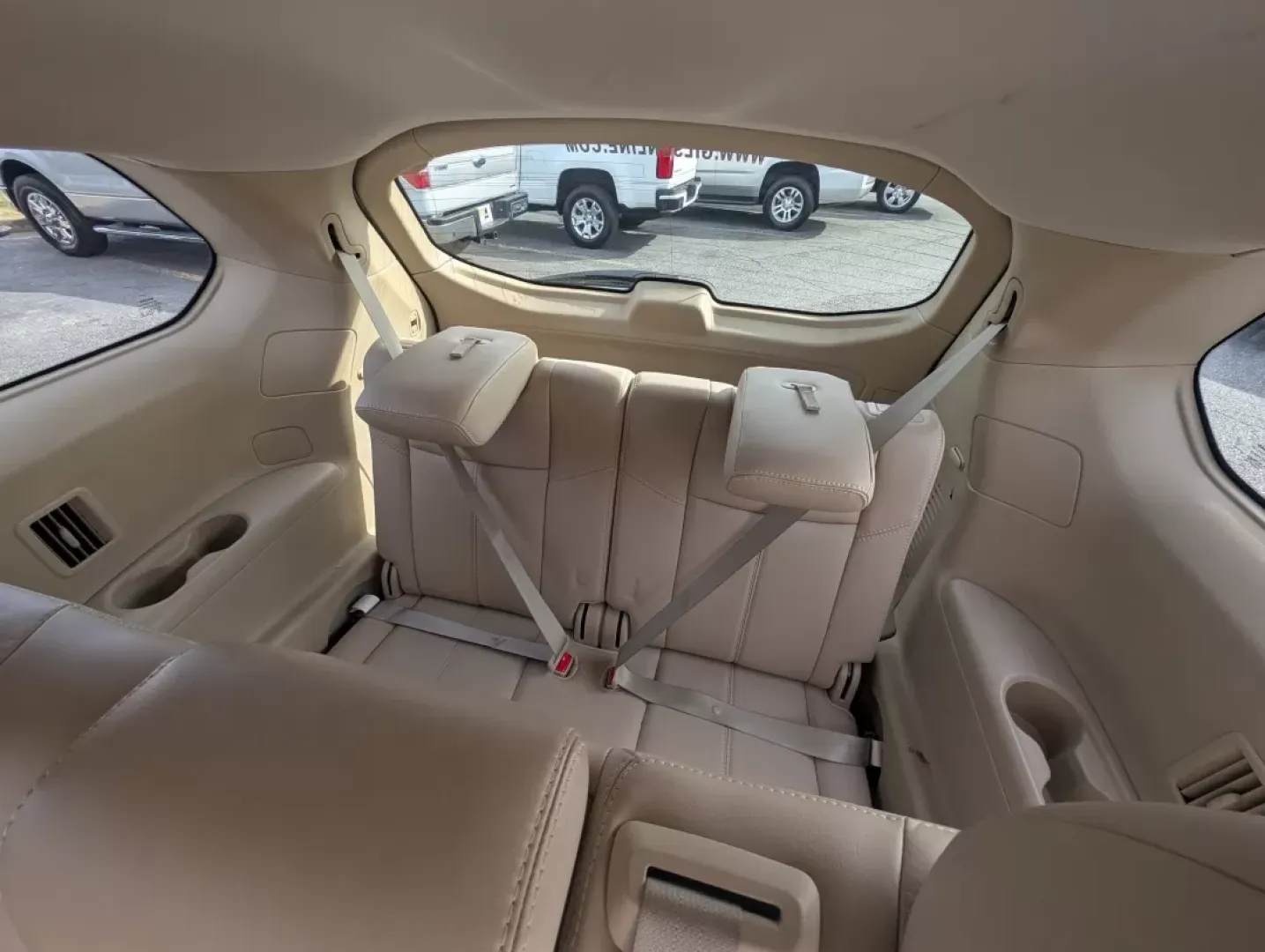 2015 /Almond Nissan Pathfinder SL (5N1AR2MN5FC) with an Other engine, located at 3959 U.S. 80 W, Phenix City, AL, 36870, (334) 297-4885, 32.469296, -85.135185 - **Drive Into Adventure with the 2015 Nissan Pathfinder SL at Gils Auto - Your Local Buy Here Pay Here Dealer!**<br /> <br /> Are you ready to elevate your family adventures or weekend getaways? The 2015 Nissan Pathfinder SL is the perfect SUV for those who value functionality, comfort, and style. Wi - Photo#11