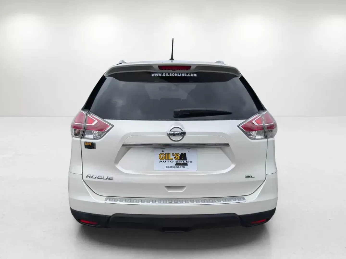 2015 /Charcoal Nissan Rogue SL (5N1AT2MT8FC) with an Regular Unleaded I-4 2.5 L/152 engine, 1-Speed CVT w/OD transmission, located at 7000 Northlake Connector, Columbus, GA, 31904, (706) 987-8085, 32.524975, -84.978134 - 2015 Nissan Rogue SL - Photo#5