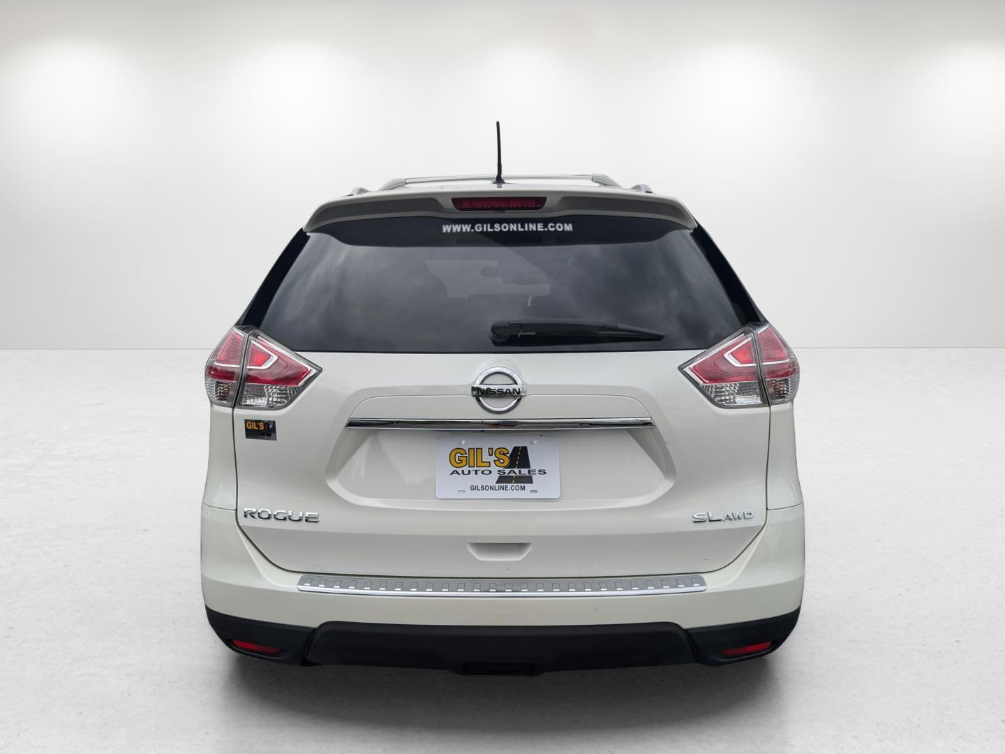 2015 /Almond Nissan Rogue SL (5N1AT2MV1FC) with an Regular Unleaded I-4 2.5 L/152 engine, 1-Speed CVT w/OD transmission, located at 7000 Northlake Connector, Columbus, GA, 31904, (706) 987-8085, 32.524975, -84.978134 - 2015 Nissan Rogue SL - Photo#3