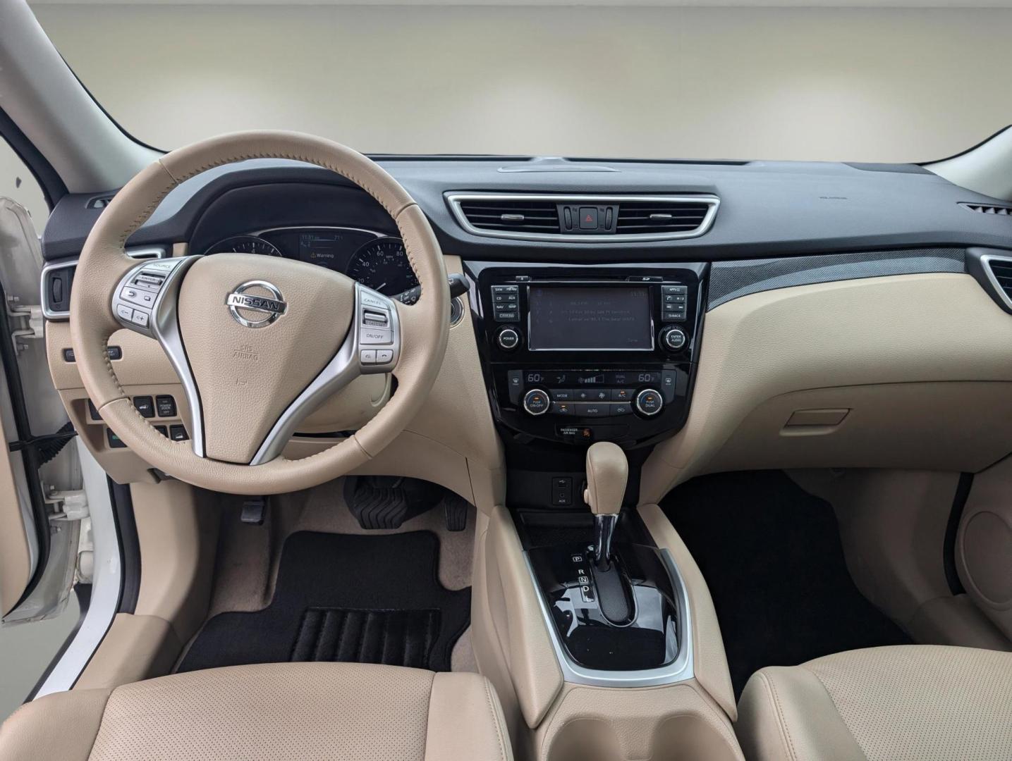 2015 /Almond Nissan Rogue SL (5N1AT2MV1FC) with an Regular Unleaded I-4 2.5 L/152 engine, 1-Speed CVT w/OD transmission, located at 7000 Northlake Connector, Columbus, GA, 31904, (706) 987-8085, 32.524975, -84.978134 - 2015 Nissan Rogue SL - Photo#11