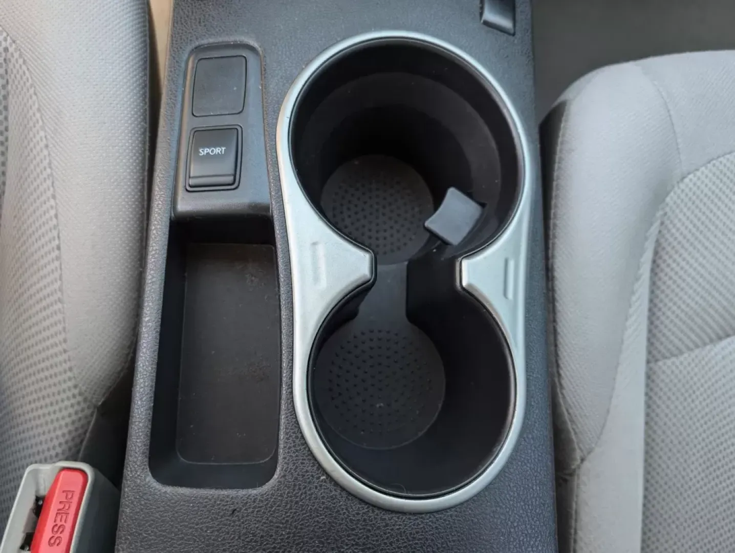 2015 /Gray Nissan Rogue S (JN8AS5MT4FW) with an Other engine, located at 7000 Northlake Connector, Columbus, GA, 31904, (706) 987-8085, 32.524975, -84.978134 - **Embrace Adventure with the 2015 Nissan Rogue Select Perfect for Your Next Family Getaway!**<br /> <br /> If you're seeking a vehicle that effortlessly blends comfort, style, and functionality, look no further than this 2015 Nissan Rogue Select S. This SUV is tailored for growing families, making - Photo#11