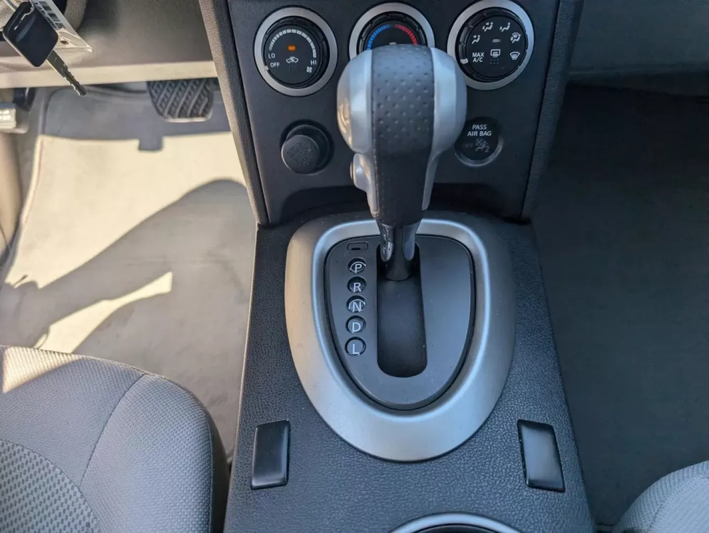 2015 /Gray Nissan Rogue S (JN8AS5MT4FW) with an Other engine, located at 7000 Northlake Connector, Columbus, GA, 31904, (706) 987-8085, 32.524975, -84.978134 - **Embrace Adventure with the 2015 Nissan Rogue Select Perfect for Your Next Family Getaway!**<br /> <br /> If you're seeking a vehicle that effortlessly blends comfort, style, and functionality, look no further than this 2015 Nissan Rogue Select S. This SUV is tailored for growing families, making - Photo#12