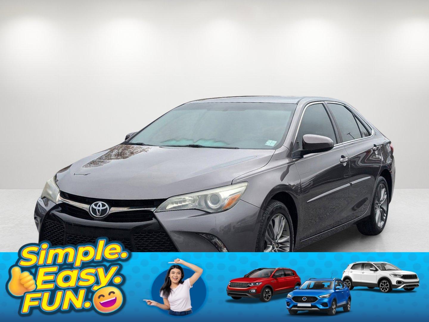 2015 Toyota Camry SE (4T1BF1FK7FU) with an Regular Unleaded I-4 2.5 L/152 engine, 6-Speed Automatic w/OD transmission, located at 7000 Northlake Connector, Columbus, GA, 31904, (706) 987-8085, 32.524975, -84.978134 - 2015 Toyota Camry SE - Photo#0