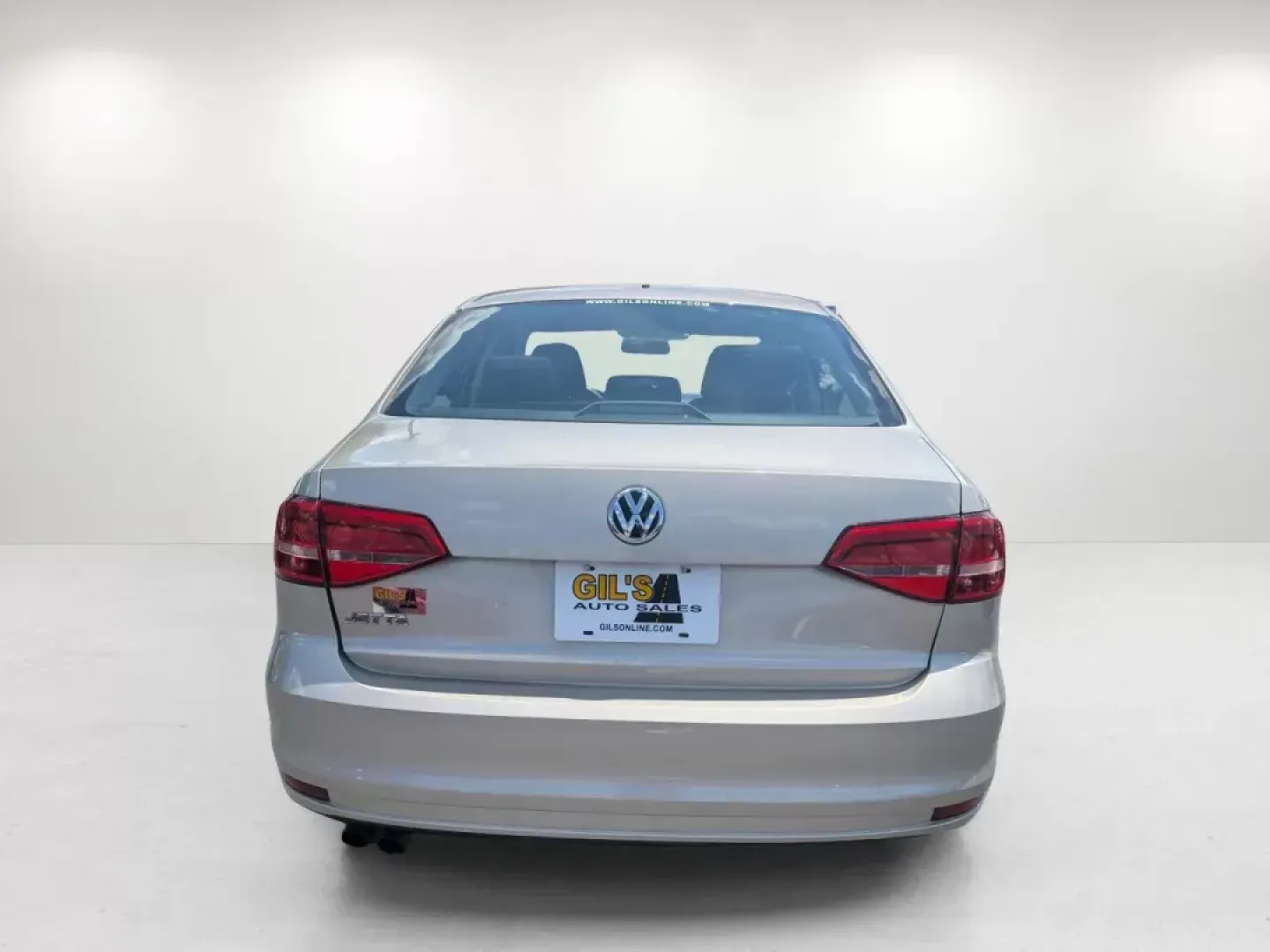 2015 Volkswagen Jetta Sedan (3VW2K7AJ3FM) with an Regular Unleaded I-4 2.0 L/121 engine, 6-Speed Automatic w/OD transmission, located at 1430 Gateway Drive, Opelika, AL, 36801, (334) 239-0944, 32.637871, -85.409790 - 2015 Volkswagen Jetta Sedan - Photo#5