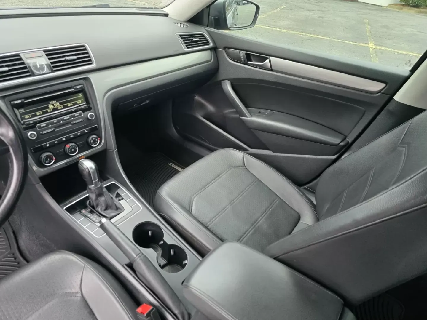 2015 Volkswagen Passat 1.8T S (1VWAT7A35FC) with an Other engine, located at 3959 U.S. 80 W, Phenix City, AL, 36870, (334) 297-4885, 32.469296, -85.135185 - **Discover the Perfect Blend of Comfort and Performance with the 2015 Volkswagen Passat! Ideal for Commuters and Growing Families Alike!**<br /> <br /> Are you searching for a dependable sedan that combines style, comfort, and functionality? Look no further than this 2015 Volkswagen Passat, availabl - Photo#12