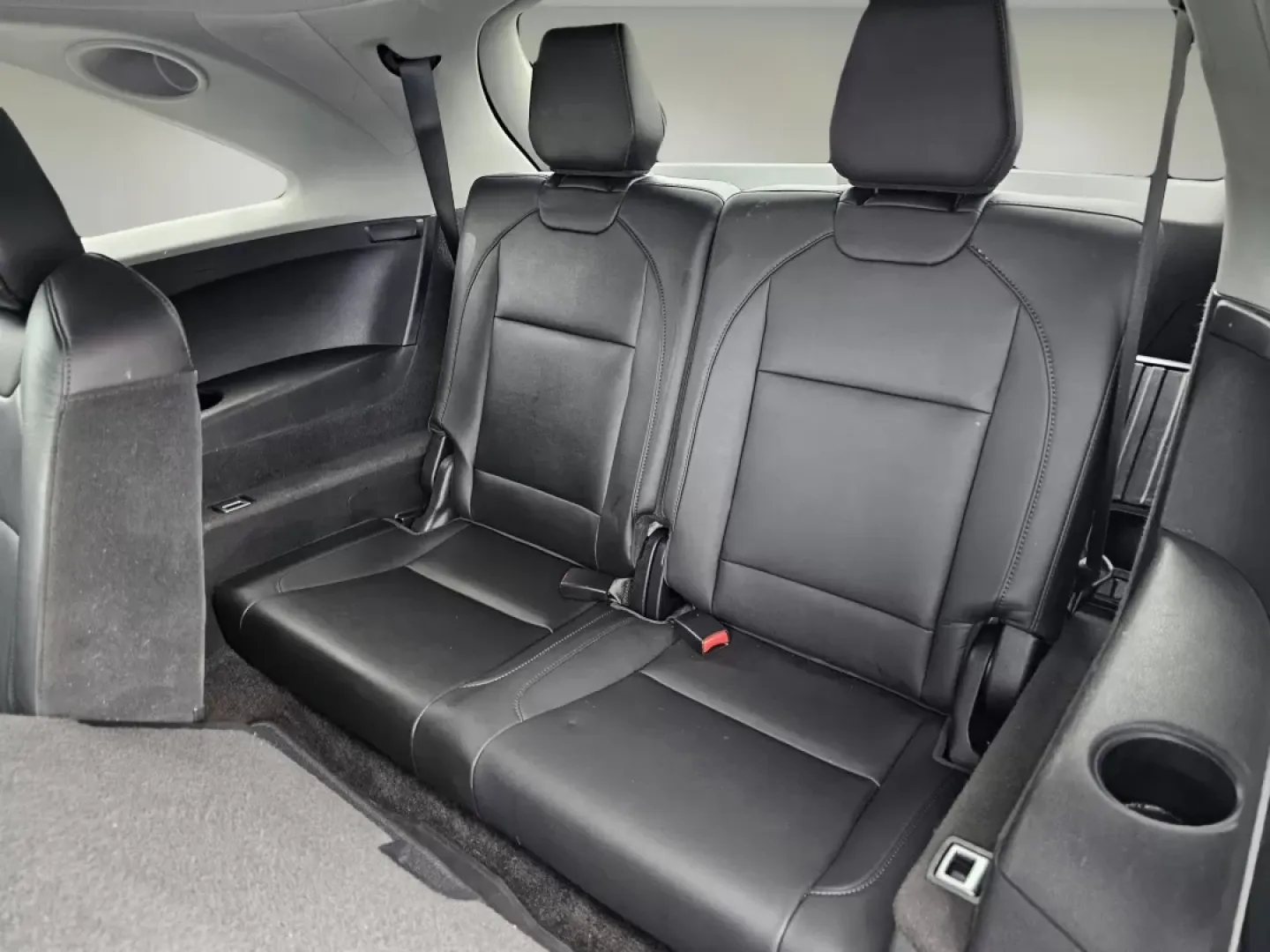 2016 Acura MDX w/Advance/Entertainment (5FRYD4H90GB) with an Other engine, located at 3959 U.S. 80 W, Phenix City, AL, 36870, (334) 297-4885, 32.469296, -85.135185 - **Discover Your Next Adventure with the 2016 Acura MDX at Gils Auto Prattville!**<br /> <br /> If you're looking for a vehicle that seamlessly blends luxury, performance, and practicality, the 2016 Acura MDX is your ideal partner for family road trips, daily commutes, and everything in between. Wit - Photo#16