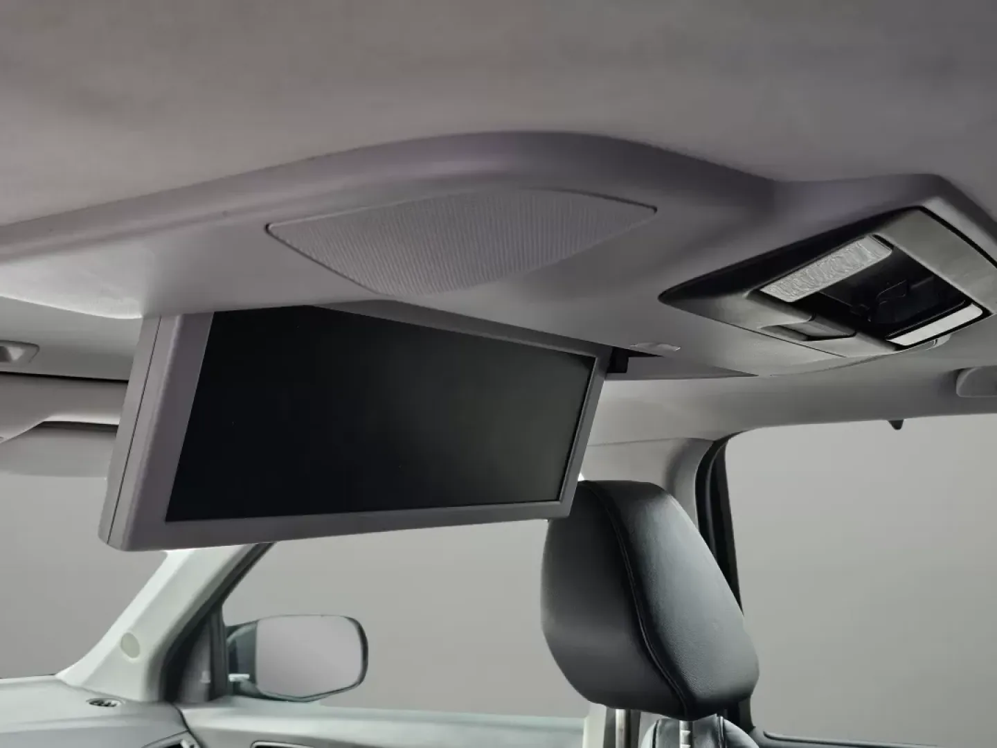 2016 Acura MDX w/Advance/Entertainment (5FRYD4H90GB) with an Other engine, located at 3959 U.S. 80 W, Phenix City, AL, 36870, (334) 297-4885, 32.469296, -85.135185 - **Discover Your Next Adventure with the 2016 Acura MDX at Gils Auto Prattville!**<br /> <br /> If you're looking for a vehicle that seamlessly blends luxury, performance, and practicality, the 2016 Acura MDX is your ideal partner for family road trips, daily commutes, and everything in between. Wit - Photo#17