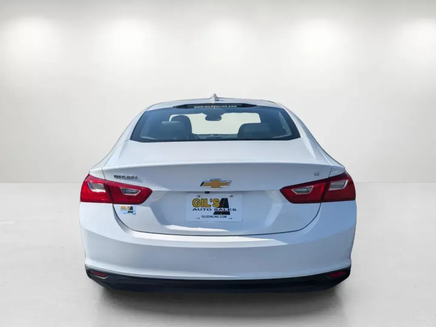 2016 /Dark Atmosphere/Medium Ash Gray Chevrolet Malibu LT (1G1ZE5ST7GF) with an Turbocharged Gas I4 1.5L/91 engine, 6-Speed Automatic transmission, located at 1430 Gateway Drive, Opelika, AL, 36801, (334) 239-0944, 32.637871, -85.409790 - 2016 Chevrolet Malibu LT - Photo#5
