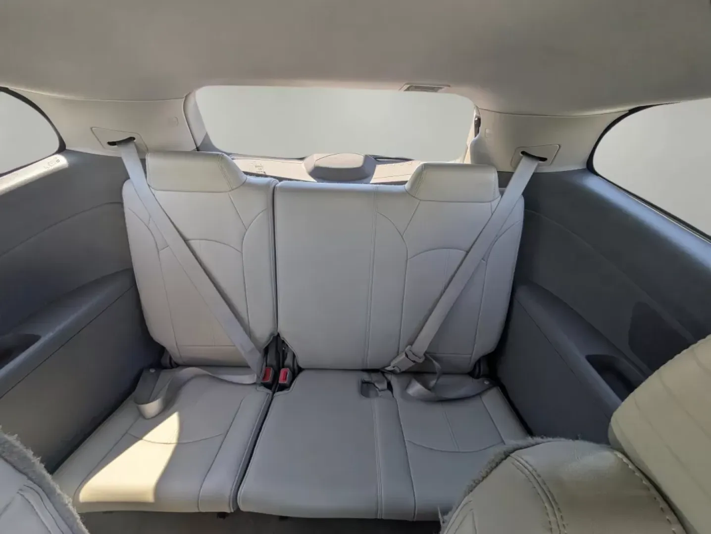 2016 /Dark Titanium/Light Titanium Chevrolet Traverse LT (1GNKRHKD8GJ) with an Other engine, located at 1430 Gateway Drive, Opelika, AL, 36801, (334) 239-0944, 32.637871, -85.409790 - **Explore Life's Adventures with the 2016 Chevrolet Traverse LT at Gils Auto in Phenix City, AL!**<br /> <br /> Are you ready to hit the road with family and friends, or embark on weekend getaways filled with adventure? The 2016 Chevrolet Traverse LT is the perfect SUV for those who crave versatilit - Photo#12