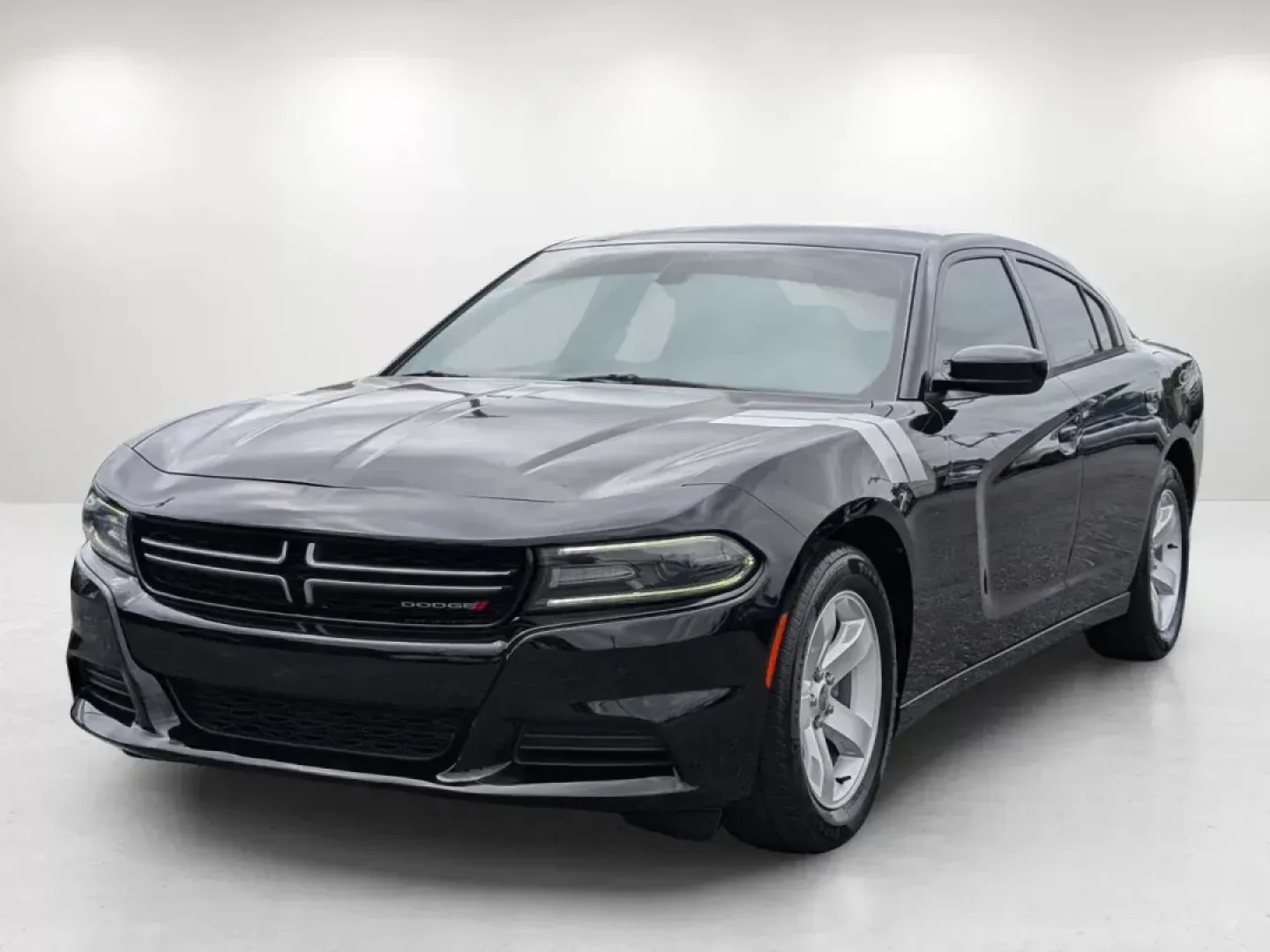 2016 /Black Dodge Charger SE (2C3CDXBGXGH) with an Regular Unleaded V-6 3.6 L/220 engine, 8-Speed Automatic w/OD transmission, located at 5115 14th Ave., Columbus, GA, 31904, (706) 323-0345, 32.511494, -84.971046 - 2016 Dodge Charger SE - Photo#0