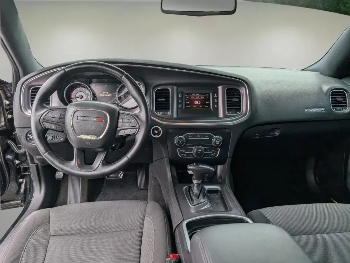2016 /Black Dodge Charger SE (2C3CDXBGXGH) with an Regular Unleaded V-6 3.6 L/220 engine, 8-Speed Automatic w/OD transmission, located at 5115 14th Ave., Columbus, GA, 31904, (706) 323-0345, 32.511494, -84.971046 - 2016 Dodge Charger SE - Photo#11