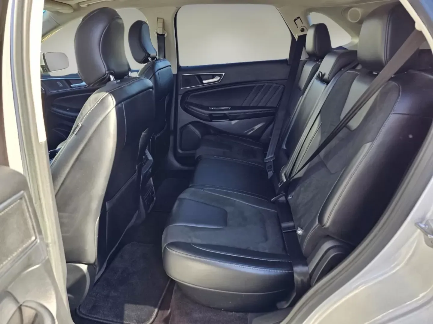 2016 Ford Edge Sport (2FMPK4AP0GB) with an Other engine, located at 804 22nd Ave, Phenix City, AL, 36870, (334) 297-1860, 32.484749, -85.024475 - Discover the perfect blend of comfort, performance, and technology with the 2016 Ford Edge Sport, an SUV designed for those who embrace an active lifestyle. Whether you're commuting to work, running errands around Phenix City, or planning spontaneous weekend getaways, this versatile vehicle is built - Photo#15