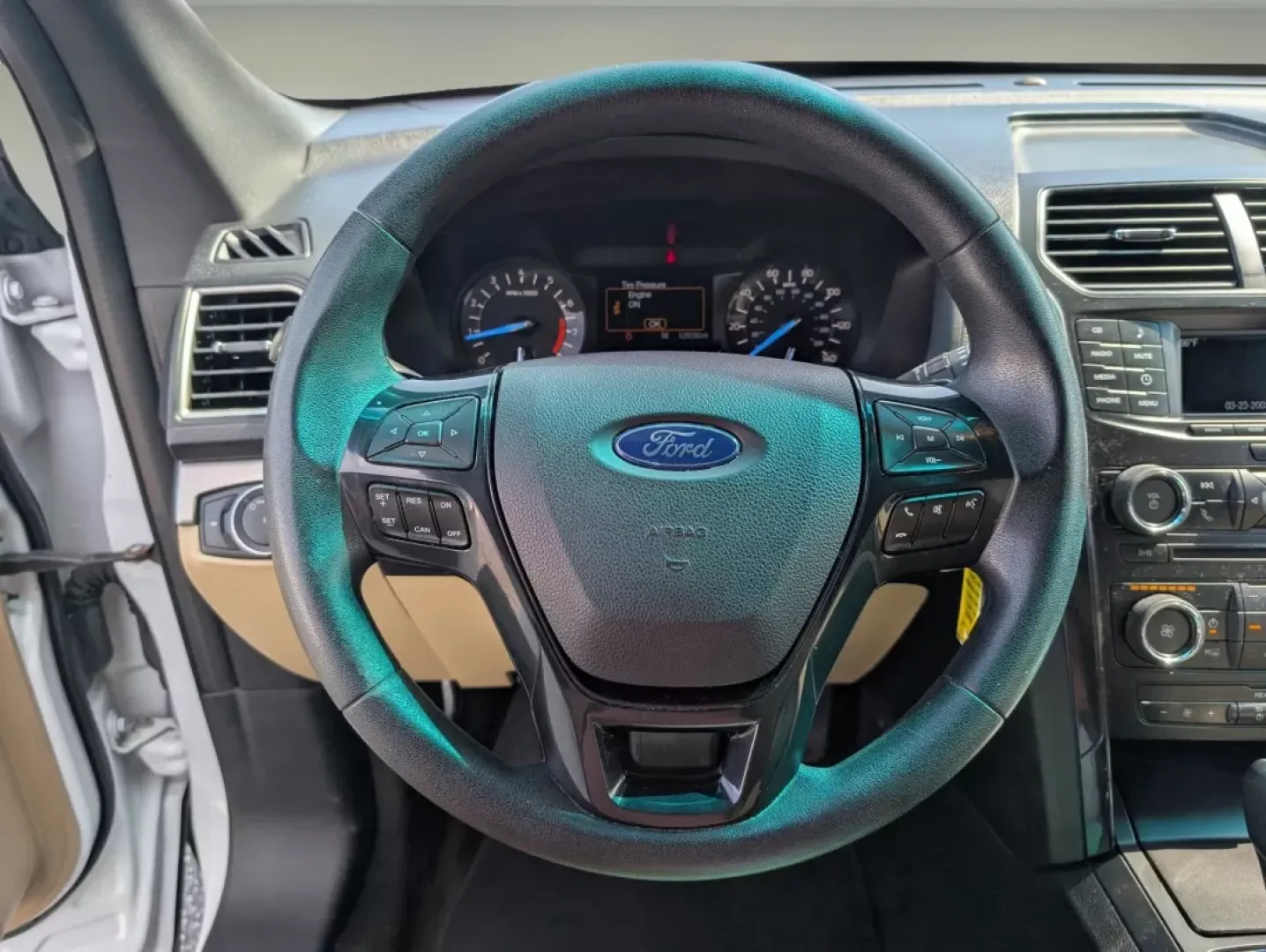 2016 Ford Explorer Base (1FM5K7BH3GG) with an Other engine, located at 3959 U.S. 80 W, Phenix City, AL, 36870, (334) 297-4885, 32.469296, -85.135185 - **Discover Adventure with the 2016 Ford Explorer at Gils Auto!** <br /> <br /> Are you in search of the perfect vehicle to elevate your family outings or weekend adventures? Look no further! The 2016 Ford Explorer, available at Gils Auto in Phenix City, AL, is your ultimate companion for memorable r - Photo#14