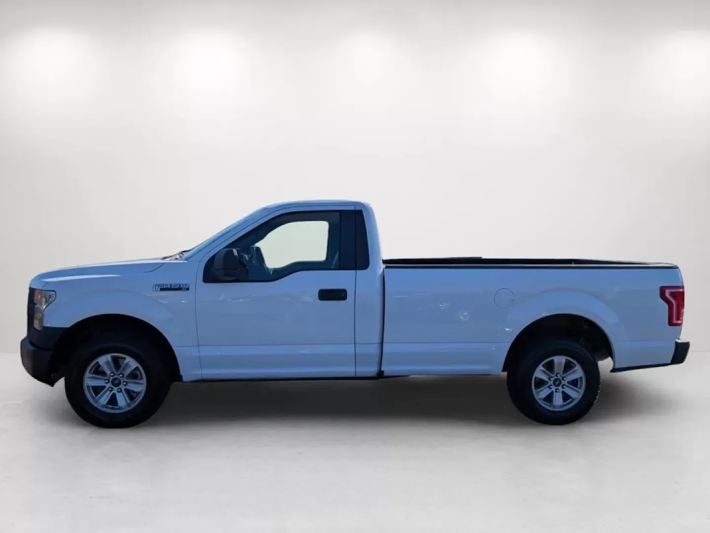 2016 Ford F-150 XL (1FTMF1C87GK) with an Other engine, located at 3959 U.S. 80 W, Phenix City, AL, 36870, (334) 297-4885, 32.469296, -85.135185 - **Unleash Your Adventures with the 2016 Ford F-150: A Perfect Blend of Power and Practicality!**<br /> <br /> Are you ready to elevate your lifestyle? Whether you're a weekend warrior seeking thrilling outdoor escapades, a growing family in need of a dependable vehicle, or a budget-conscious buyer l - Photo#7