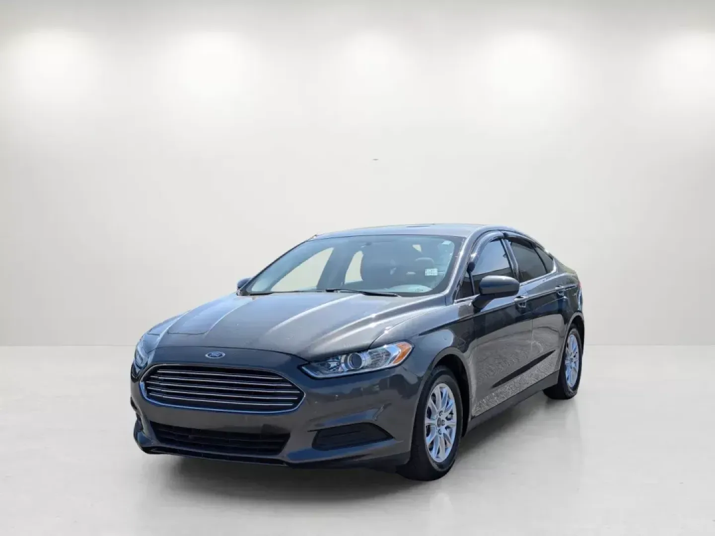 2016 Ford Fusion S (3FA6P0G72GR) with an Regular Unleaded I-4 2.5 L/152 engine, 6-Speed Automatic w/OD transmission, located at 5115 14th Ave., Columbus, GA, 31904, (706) 323-0345, 32.511494, -84.971046 - 2016 Ford Fusion S - Photo#0