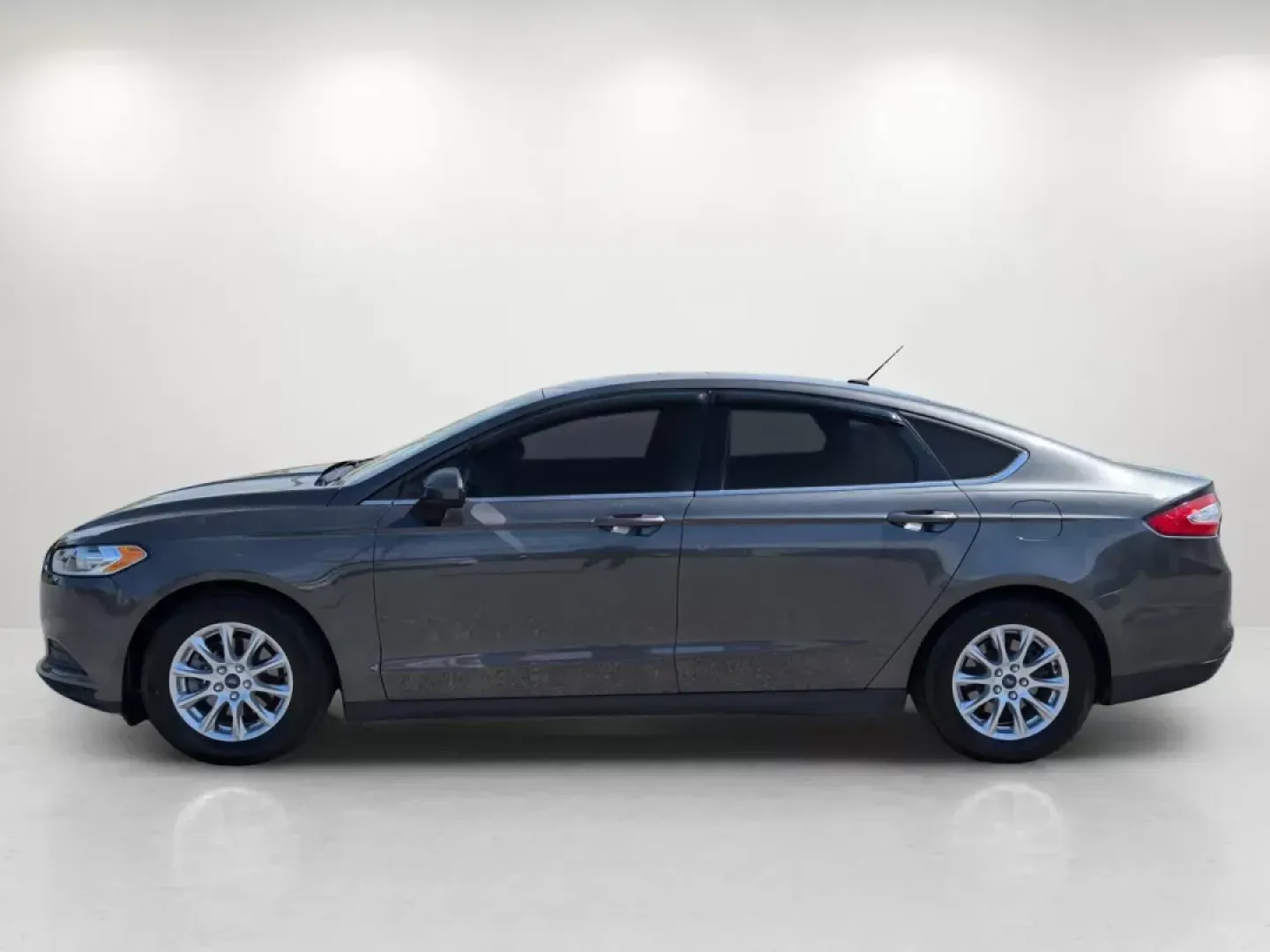 2016 Ford Fusion S (3FA6P0G72GR) with an Regular Unleaded I-4 2.5 L/152 engine, 6-Speed Automatic w/OD transmission, located at 5115 14th Ave., Columbus, GA, 31904, (706) 323-0345, 32.511494, -84.971046 - 2016 Ford Fusion S - Photo#7