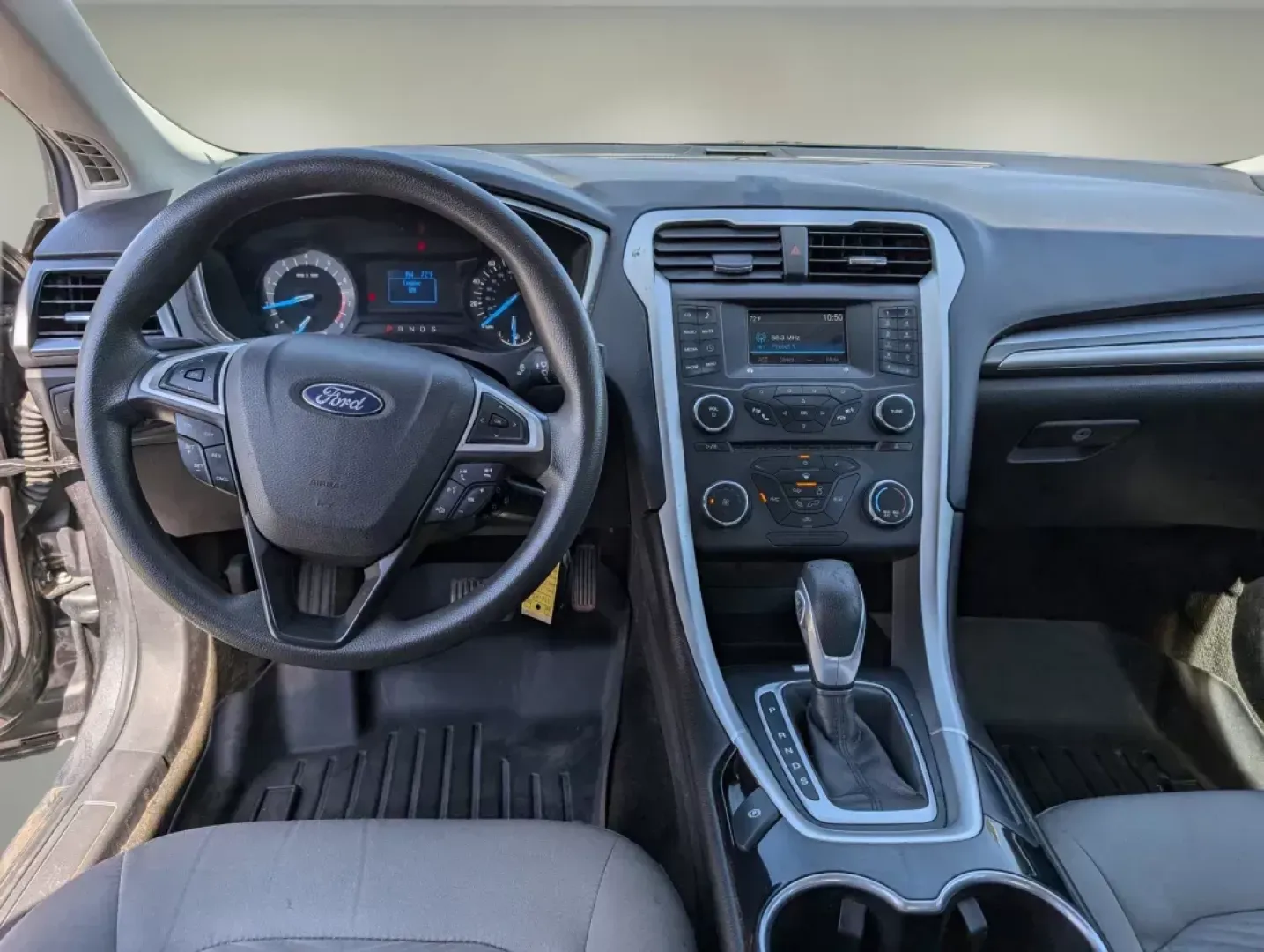 2016 Ford Fusion S (3FA6P0G72GR) with an Regular Unleaded I-4 2.5 L/152 engine, 6-Speed Automatic w/OD transmission, located at 5115 14th Ave., Columbus, GA, 31904, (706) 323-0345, 32.511494, -84.971046 - 2016 Ford Fusion S - Photo#11