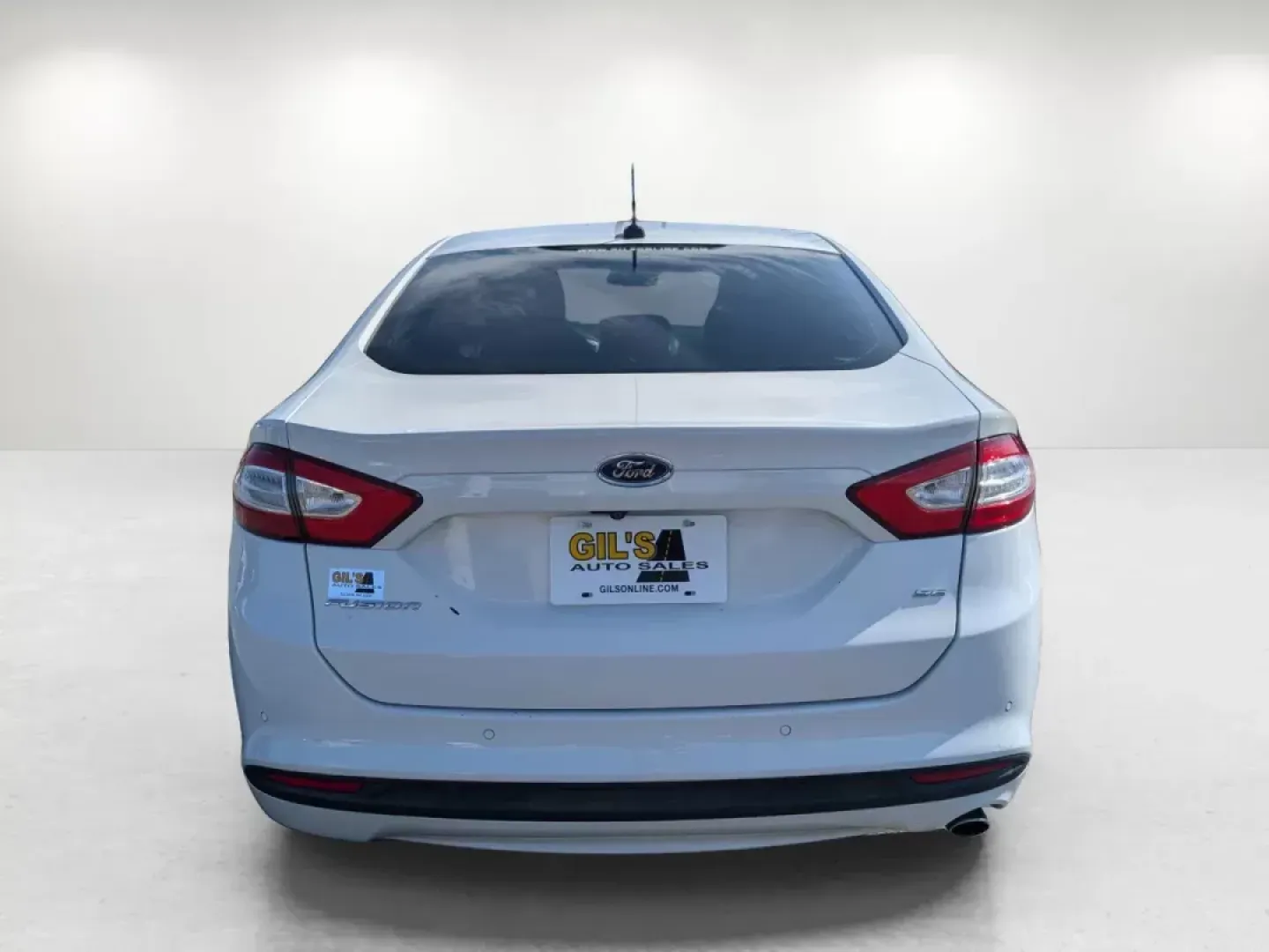 2016 Ford Fusion SE (1FA6P0H72G5) with an Regular Unleaded I-4 2.5 L/152 engine, 6-Speed Automatic w/OD transmission, located at 3959 U.S. 80 W, Phenix City, AL, 36870, (334) 297-4885, 32.469296, -85.135185 - 2016 Ford Fusion SE - Photo#6