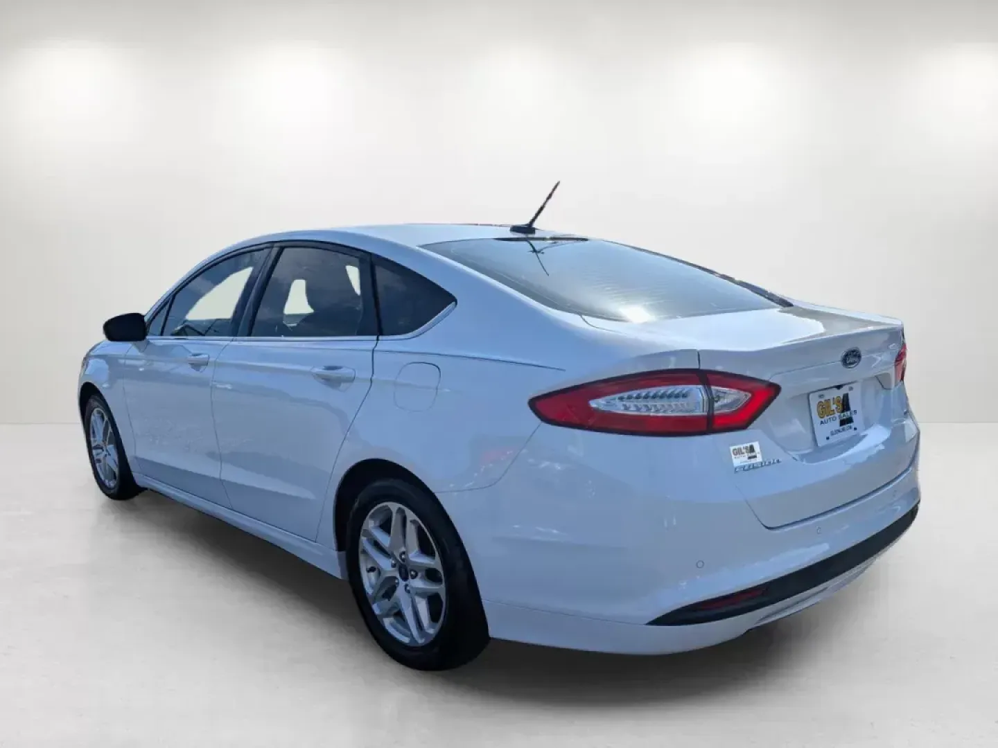 2016 Ford Fusion SE (1FA6P0H72G5) with an Regular Unleaded I-4 2.5 L/152 engine, 6-Speed Automatic w/OD transmission, located at 3959 U.S. 80 W, Phenix City, AL, 36870, (334) 297-4885, 32.469296, -85.135185 - 2016 Ford Fusion SE - Photo#7