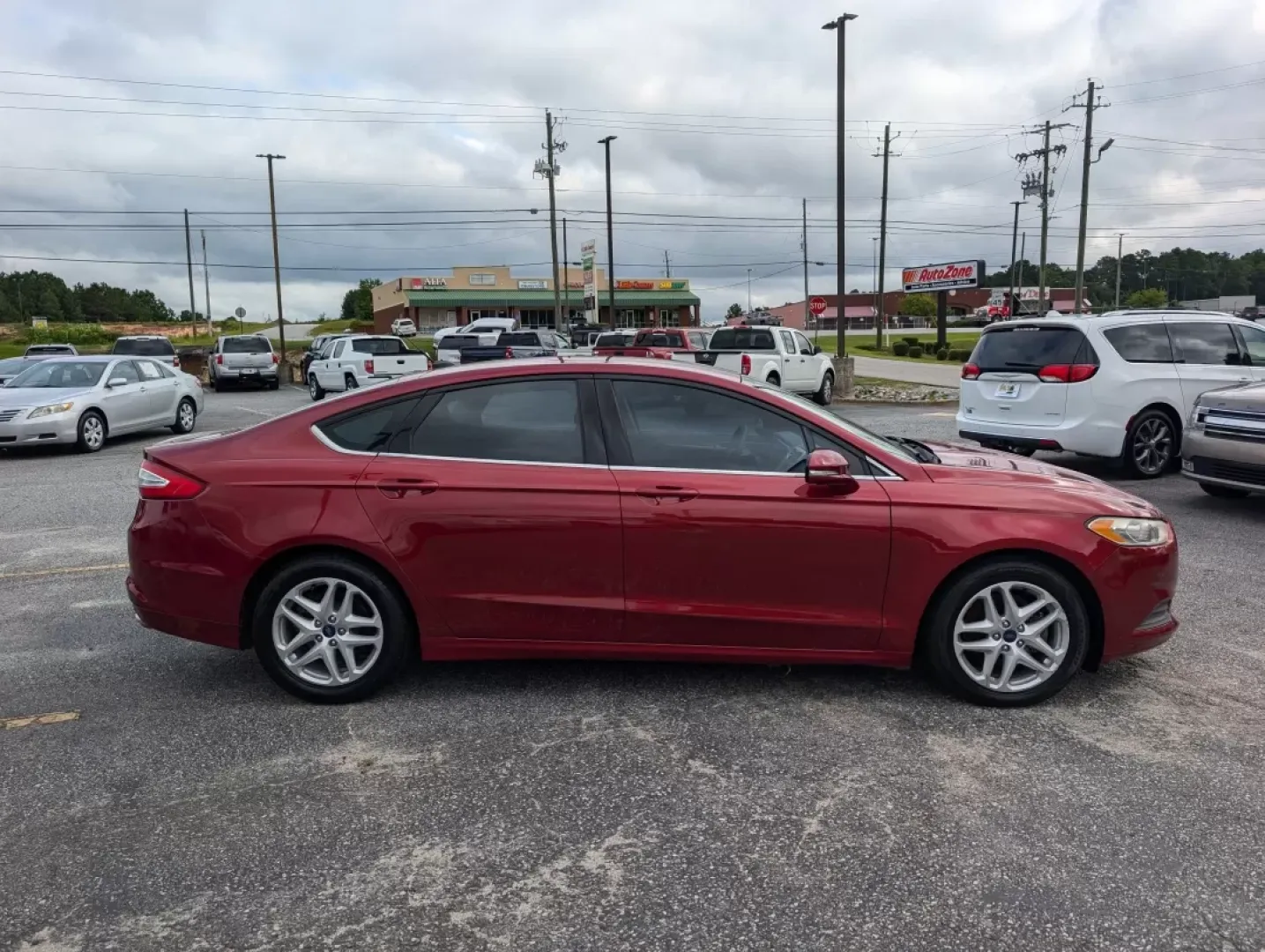2016 Ford Fusion SE (3FA6P0H77GR) with an Other engine, located at 3959 U.S. 80 W, Phenix City, AL, 36870, (334) 297-4885, 32.469296, -85.135185 - **Discover the Perfect Blend of Comfort and Style with the 2016 Ford Fusion SE at Gils Auto - Phenix City!**<br /> <br /> Are you on the hunt for a sedan that seamlessly fits into your active lifestyle, whether it's commuting to work, running errands, or heading out for family adventures? Look no fu - Photo#3