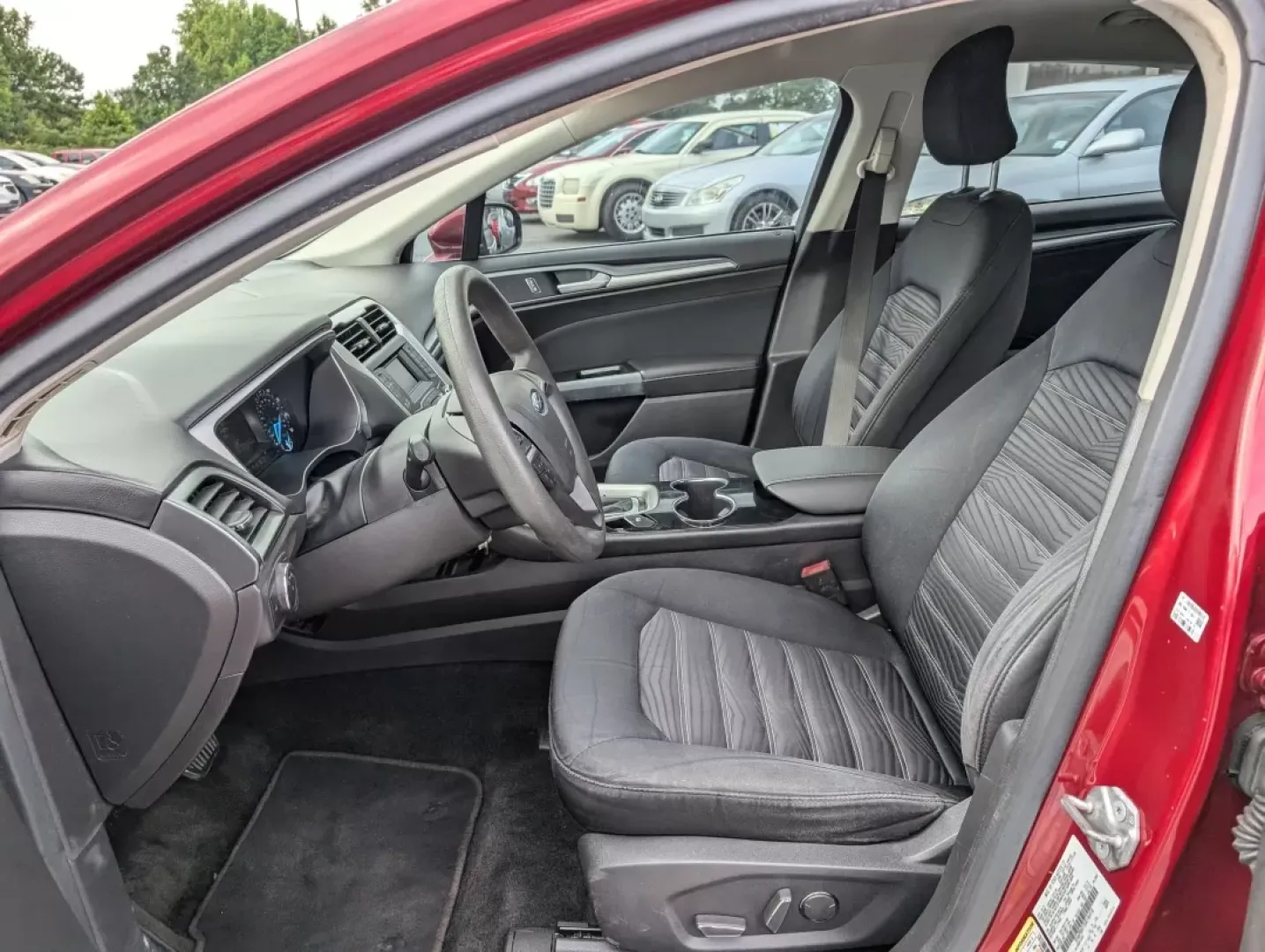 2016 Ford Fusion SE (3FA6P0H77GR) with an Other engine, located at 3959 U.S. 80 W, Phenix City, AL, 36870, (334) 297-4885, 32.469296, -85.135185 - **Discover the Perfect Blend of Comfort and Style with the 2016 Ford Fusion SE at Gils Auto - Phenix City!**<br /> <br /> Are you on the hunt for a sedan that seamlessly fits into your active lifestyle, whether it's commuting to work, running errands, or heading out for family adventures? Look no fu - Photo#9
