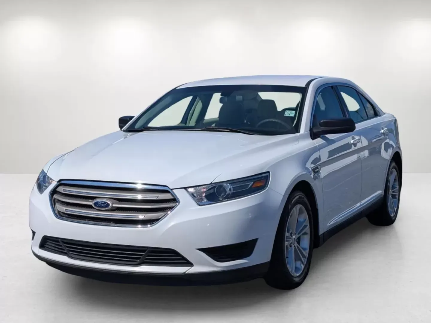 2016 Ford Taurus SE (1FAHP2D84GG) with an Other engine, located at 3959 U.S. 80 W, Phenix City, AL, 36870, (334) 297-4885, 32.469296, -85.135185 - ### Experience the Comfort and Reliability of the 2016 Ford Taurus SE at Gils Auto - Phenix City #2<br /> <br /> Are you searching for a dependable sedan that can elevate your daily commute while accommodating your family's needs? Look no further than the 2016 Ford Taurus SE, available now at Gils A - Photo#0