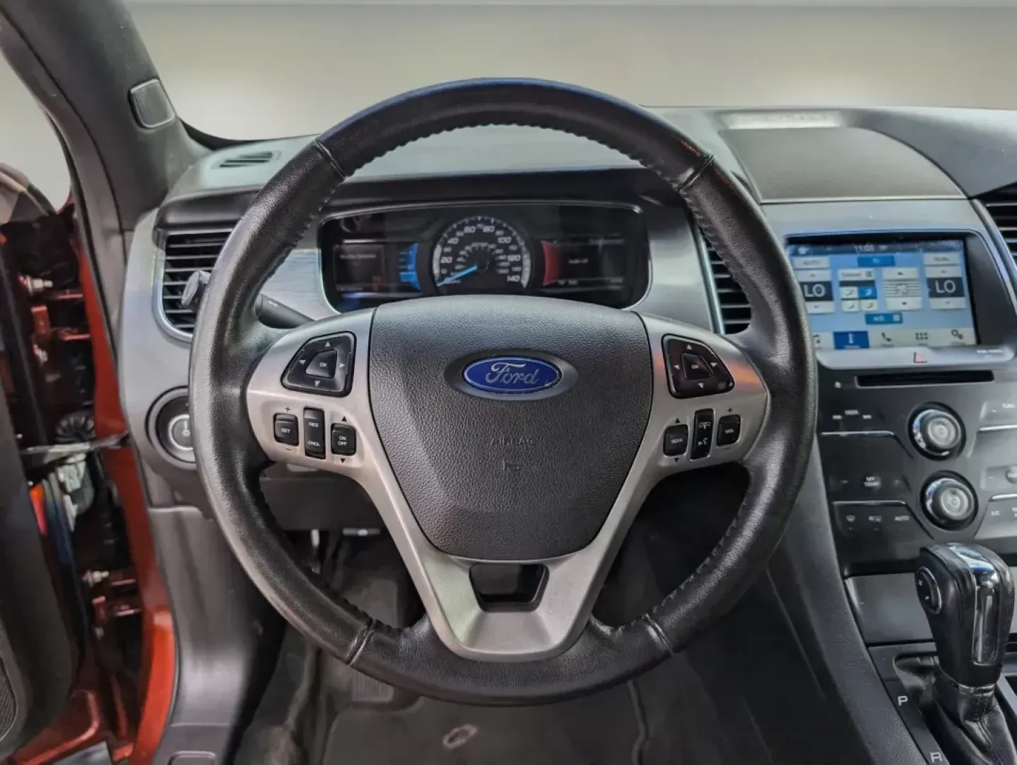 2016 Ford Taurus SEL (1FAHP2E80GG) with an Regular Unleaded V-6 3.5 L/213 engine, 6-Speed Automatic w/OD transmission, located at 5115 14th Ave., Columbus, GA, 31904, (706) 323-0345, 32.511494, -84.971046 - 2016 Ford Taurus SEL - Photo#16