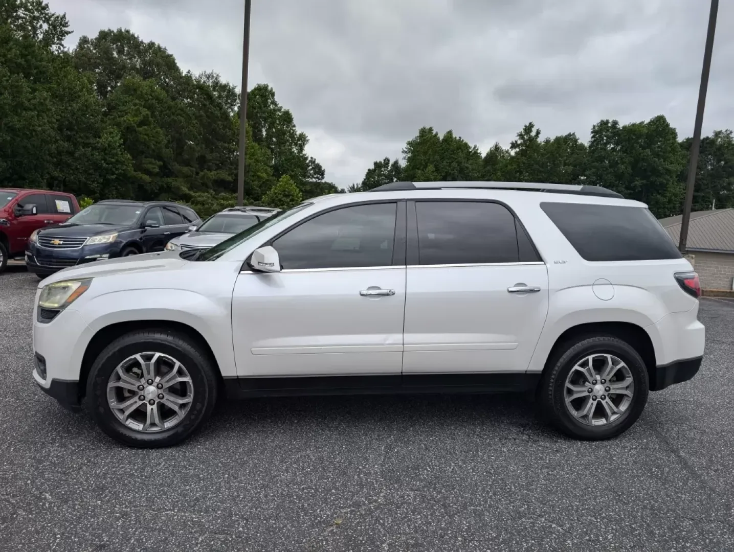 2016 /Dark Cashmere GMC Acadia SLT (1GKKRRKD5GJ) with an Other engine, located at 3959 U.S. 80 W, Phenix City, AL, 36870, (334) 297-4885, 32.469296, -85.135185 - **Explore New Adventures with the 2016 GMC Acadia SLT Perfect for Growing Families!**<br /> <br /> Are you ready to elevate your family adventures? The 2016 GMC Acadia SLT is the perfect companion for creating unforgettable memories on road trips, school runs, or weekend getaways. This spacious SUV - Photo#7