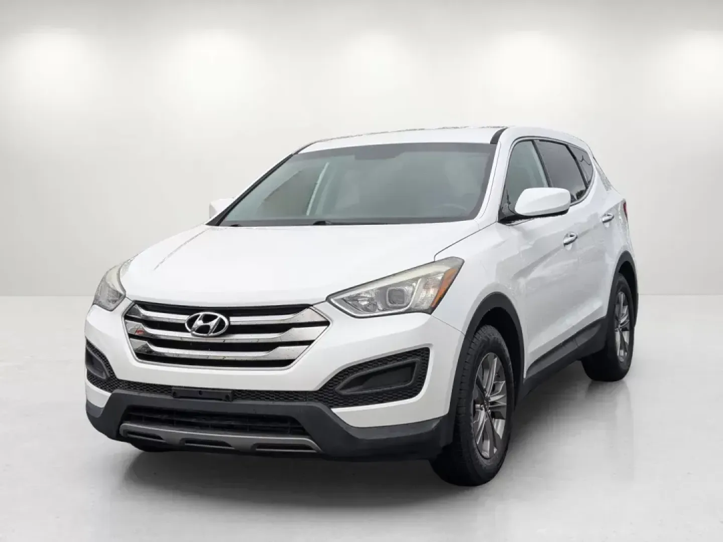 2016 /Gray Hyundai Santa Fe Sport (5XYZT3LB1GG) with an Regular Unleaded I-4 2.4 L/144 engine, 6-Speed Automatic w/OD transmission, located at 7000 Northlake Connector, Columbus, GA, 31904, (706) 987-8085, 32.524975, -84.978134 - **Adventure Awaits with the 2016 Hyundai Santa Fe Sport Perfect for Your Next Journey!**<br /> <br /> Looking for a versatile SUV that can keep up with your active lifestyle? Look no further than the 2016 Hyundai Santa Fe Sport available now at Gils Auto - Columbus #2. This spacious and stylish veh - Photo#1