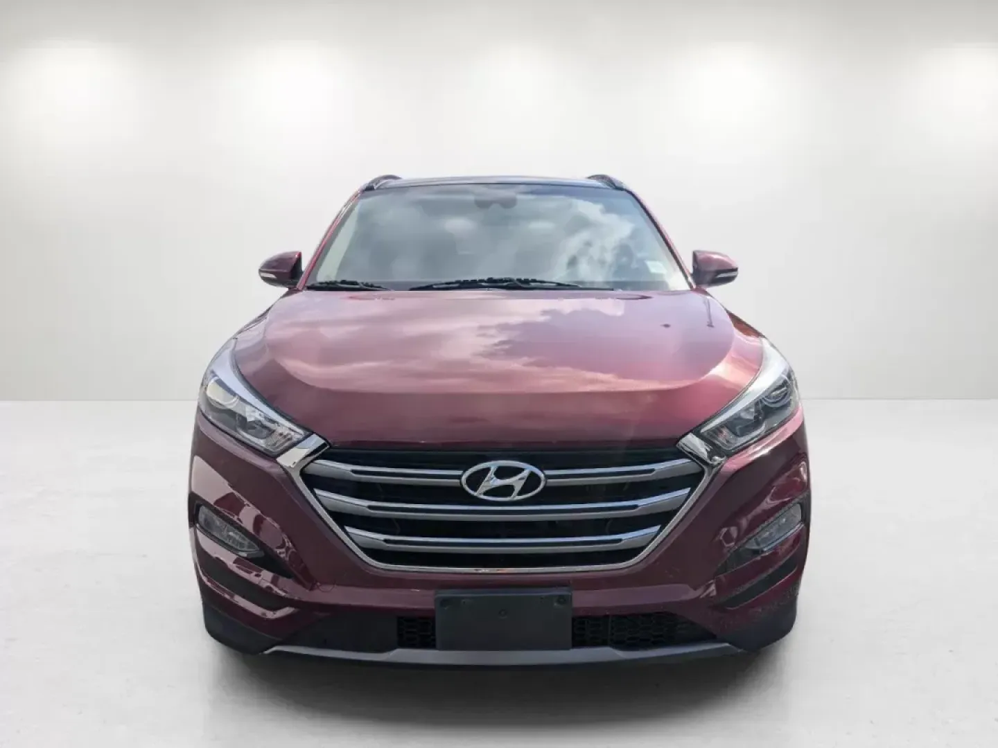 2016 /Beige Hyundai Tucson Limited (KM8J33A20GU) with an Intercooled Turbo Regular Unleaded I-4 1.6 L/97 engine, 7-Speed Auto-Shift Manual w/OD transmission, located at 3959 U.S. 80 W, Phenix City, AL, 36870, (334) 297-4885, 32.469296, -85.135185 - 2016 Hyundai Tucson Limited - Photo#2