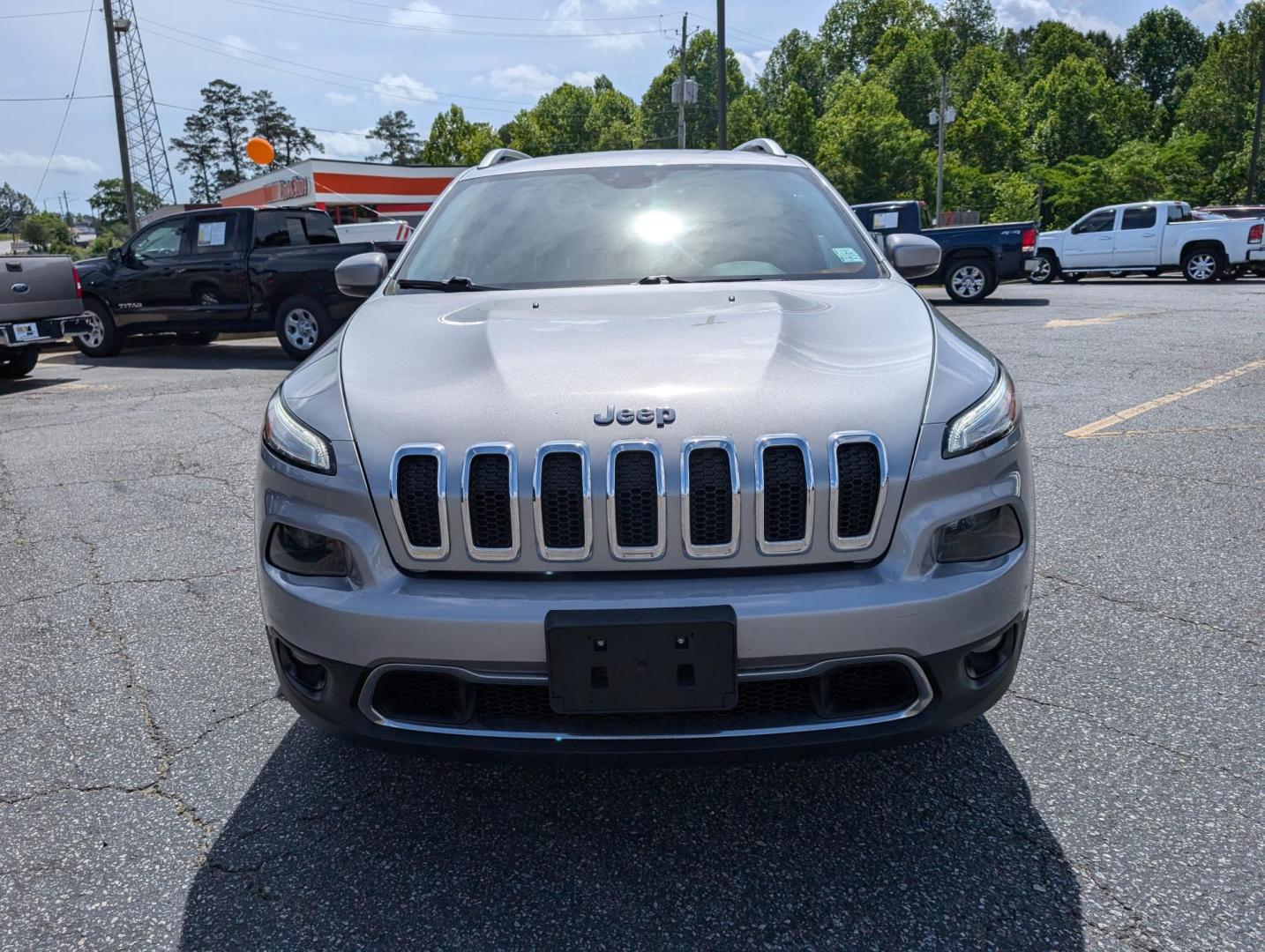 2016 /Black Jeep Cherokee Limited (1C4PJMDB8GW) with an Regular Unleaded I-4 2.4 L/144 engine, 9-Speed Automatic w/OD transmission, located at 3959 U.S. 80 W, Phenix City, AL, 36870, (334) 297-4885, 32.469296, -85.135185 - 2016 Jeep Cherokee Limited - Photo#1