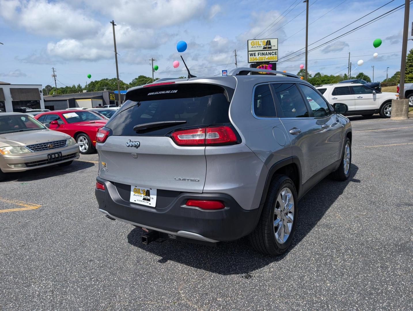 2016 /Black Jeep Cherokee Limited (1C4PJMDB8GW) with an Regular Unleaded I-4 2.4 L/144 engine, 9-Speed Automatic w/OD transmission, located at 3959 U.S. 80 W, Phenix City, AL, 36870, (334) 297-4885, 32.469296, -85.135185 - 2016 Jeep Cherokee Limited - Photo#4