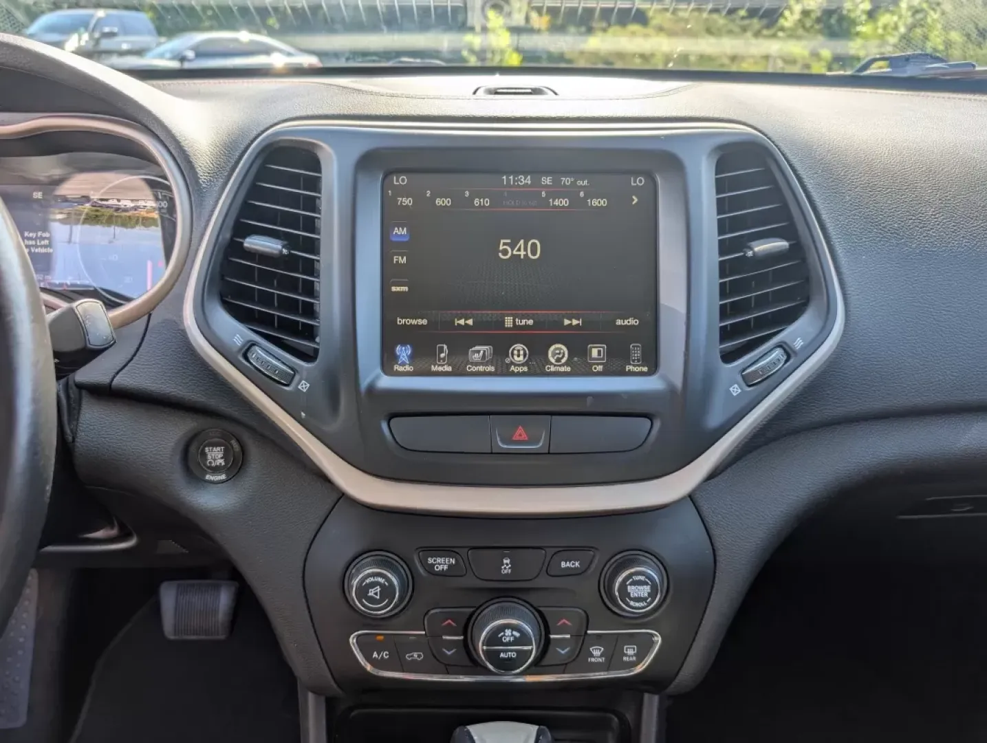 2016 /Black Jeep Cherokee Limited (1C4PJMDB8GW) with an Other engine, located at 3959 U.S. 80 W, Phenix City, AL, 36870, (334) 297-4885, 32.469296, -85.135185 - **Adventure Awaits with This 2016 Jeep Cherokee Limited Perfect for Your Active Lifestyle!**<br /> <br /> Are you ready to embark on your next adventure? Whether you're navigating the winding roads of Phenix City, AL, or taking the family on a weekend getaway, the 2016 Jeep Cherokee Limited is buil - Photo#14