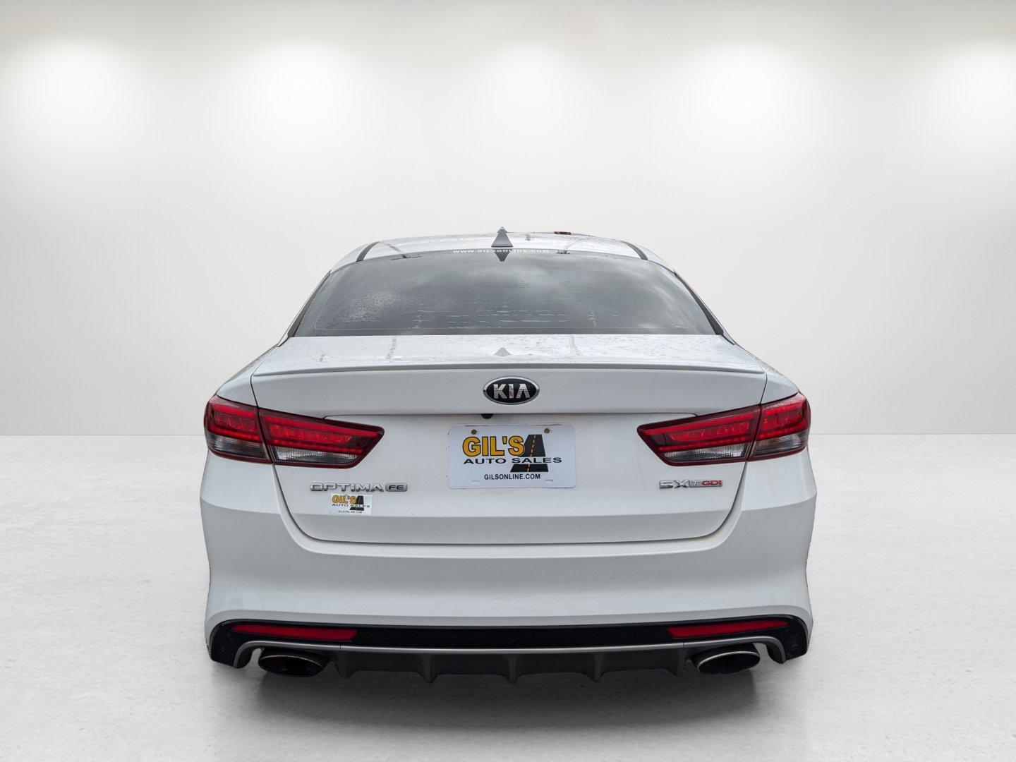 2016 /Black Kia Optima SX Turbo (5XXGW4L25GG) with an Intercooled Turbo Regular Unleaded I-4 2.0 L/122 engine, 6-Speed Automatic w/OD transmission, located at 5115 14th Ave., Columbus, GA, 31904, (706) 323-0345, 32.511494, -84.971046 - 2016 Kia Optima SX Turbo - Photo#5