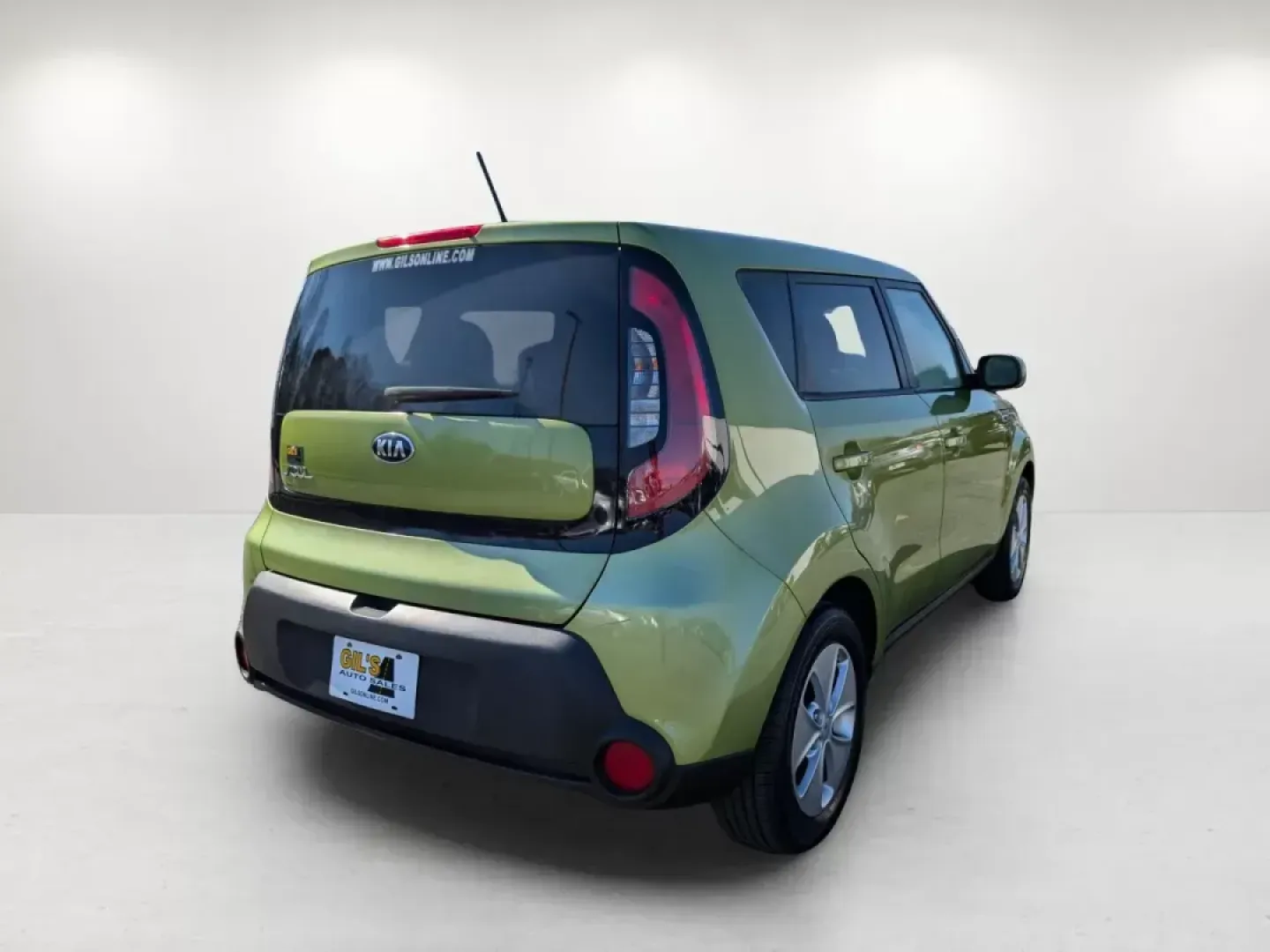 2016 /Black Kia Soul Base (KNDJN2A2XG7) with an Regular Unleaded I-4 1.6 L/97 engine, 6-Speed Automatic w/OD transmission, located at 7000 Northlake Connector, Columbus, GA, 31904, (706) 987-8085, 32.524975, -84.978134 - **Discover the Perfect Blend of Style and Functionality with the 2016 Kia Soul at Gils Auto - Columbus #2!**<br /> <br /> Are you in search of a versatile vehicle that can adapt to your lifestyle, whether it's for daily commutes, family outings, or weekend adventures? Look no further! The 2016 Kia S - Photo#7