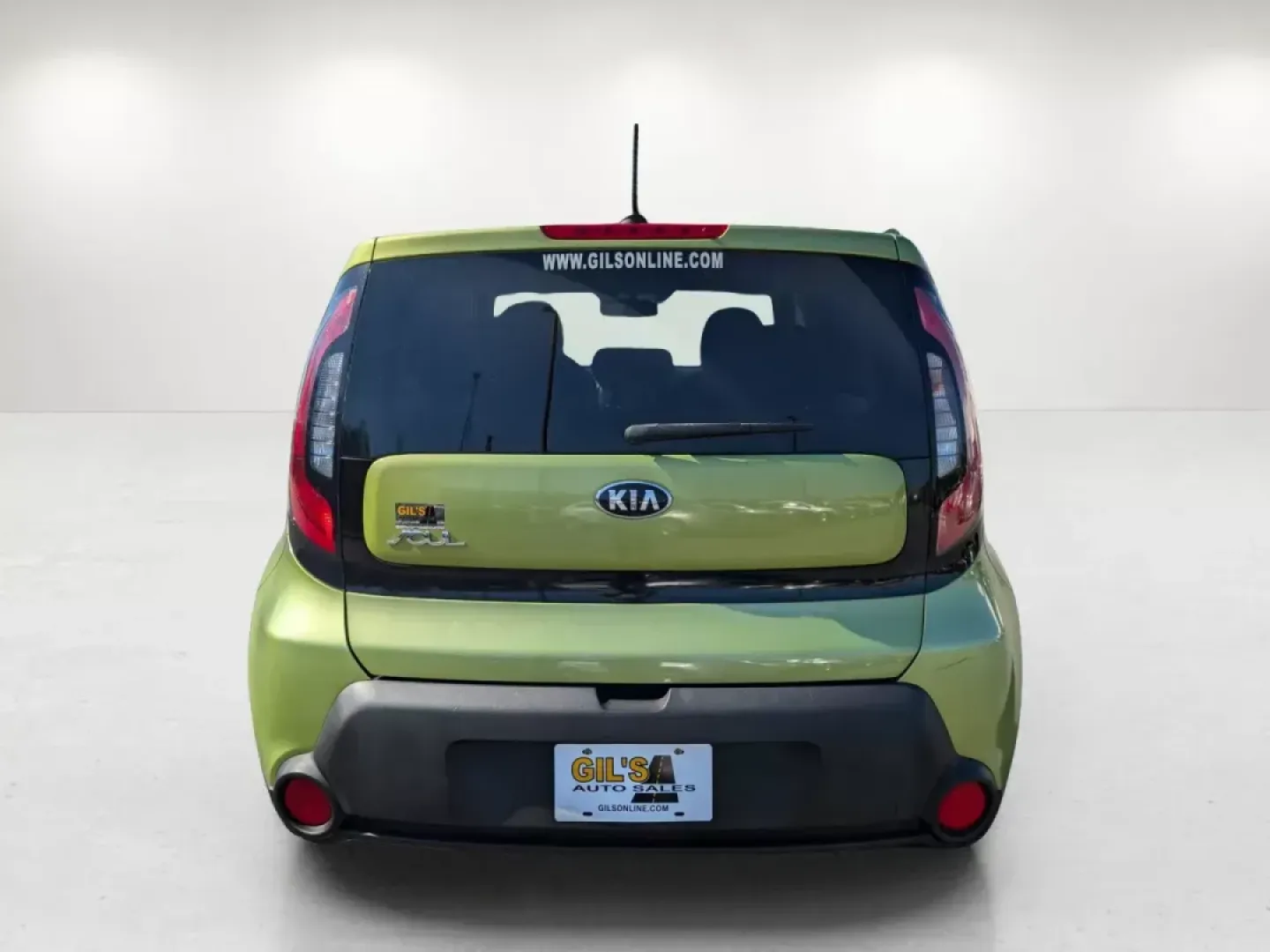 2016 /Black Kia Soul Base (KNDJN2A2XG7) with an Regular Unleaded I-4 1.6 L/97 engine, 6-Speed Automatic w/OD transmission, located at 7000 Northlake Connector, Columbus, GA, 31904, (706) 987-8085, 32.524975, -84.978134 - **Discover the Perfect Blend of Style and Functionality with the 2016 Kia Soul at Gils Auto - Columbus #2!**<br /> <br /> Are you in search of a versatile vehicle that can adapt to your lifestyle, whether it's for daily commutes, family outings, or weekend adventures? Look no further! The 2016 Kia S - Photo#8