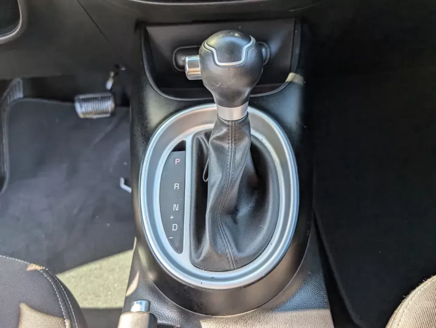 2016 /Black Kia Soul Base (KNDJN2A2XG7) with an Regular Unleaded I-4 1.6 L/97 engine, 6-Speed Automatic w/OD transmission, located at 7000 Northlake Connector, Columbus, GA, 31904, (706) 987-8085, 32.524975, -84.978134 - **Discover the Perfect Blend of Style and Functionality with the 2016 Kia Soul at Gils Auto - Columbus #2!**<br /> <br /> Are you in search of a versatile vehicle that can adapt to your lifestyle, whether it's for daily commutes, family outings, or weekend adventures? Look no further! The 2016 Kia S - Photo#15